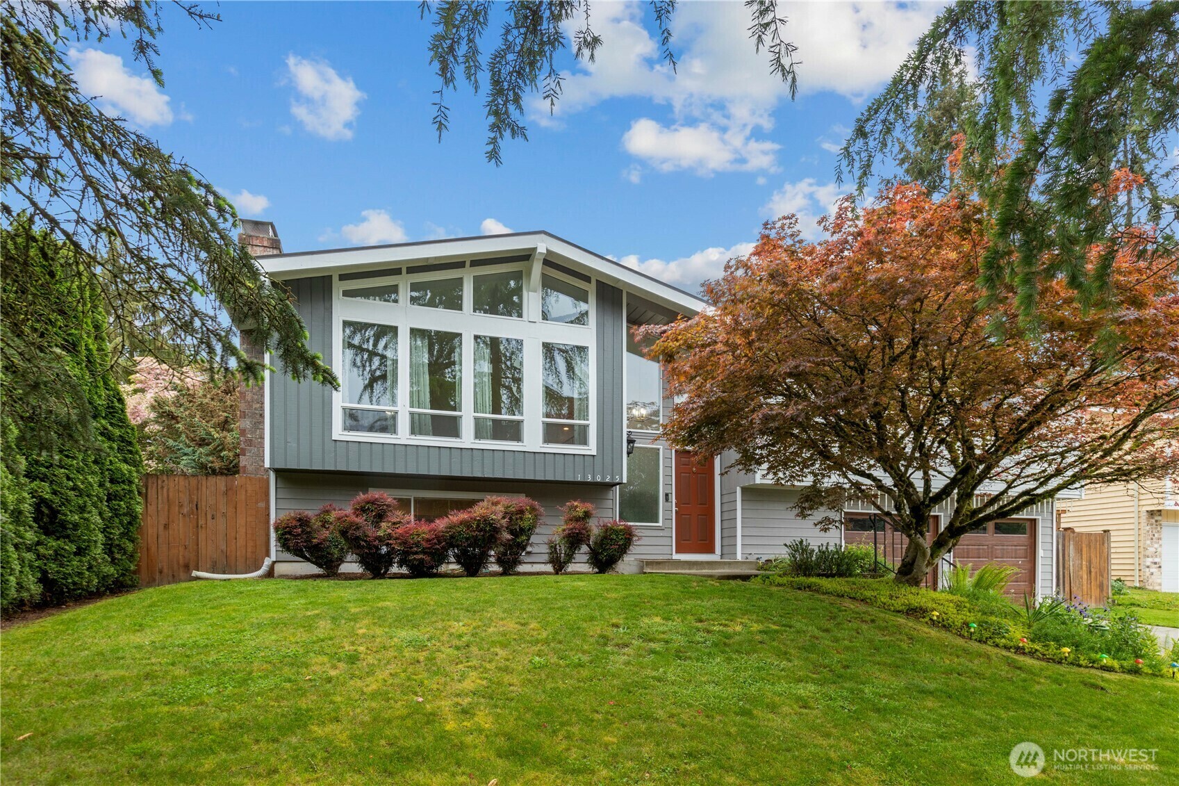 Property Photo: 13025 87th Place NE WA 98034