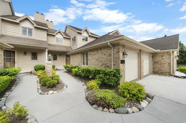 18004 Blue Heron Pointe Drive  Northville Twp MI 48168 photo