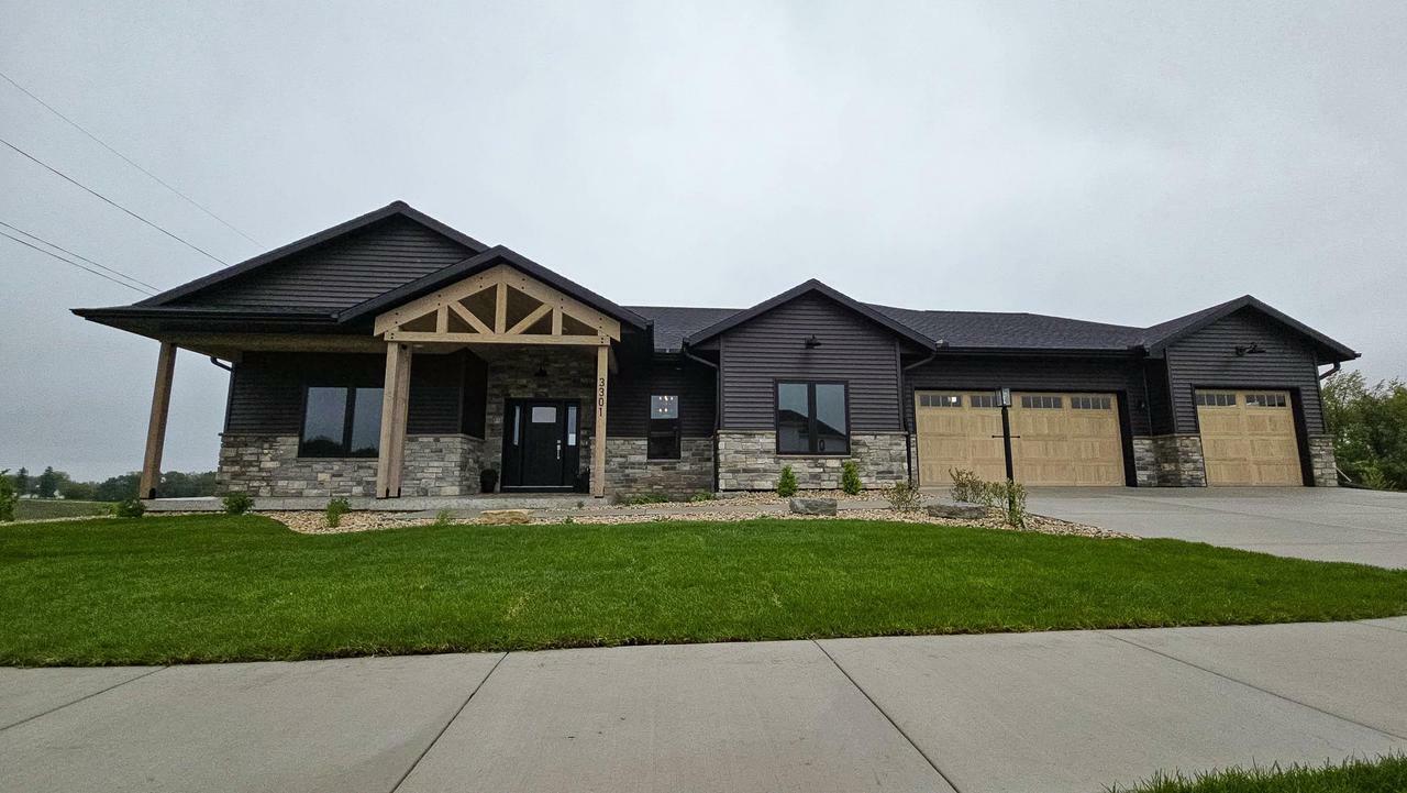 Property Photo: 3301 Silver Maple Trail WI 53546
