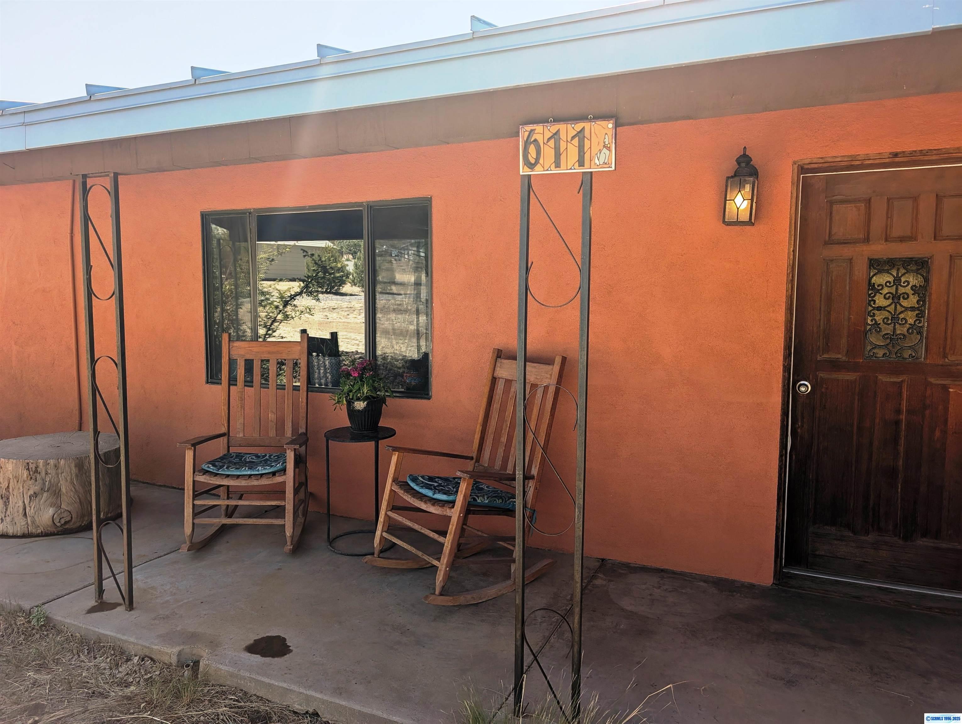Property Photo: 611 E Cain Drive NM 88061
