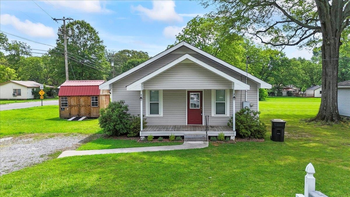 Property Photo: 114 NW Morgan Ave AL 35055 - CULLMAN