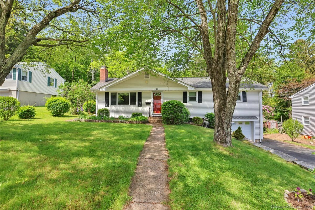 Property Photo: 42 Arnott Road CT 06040