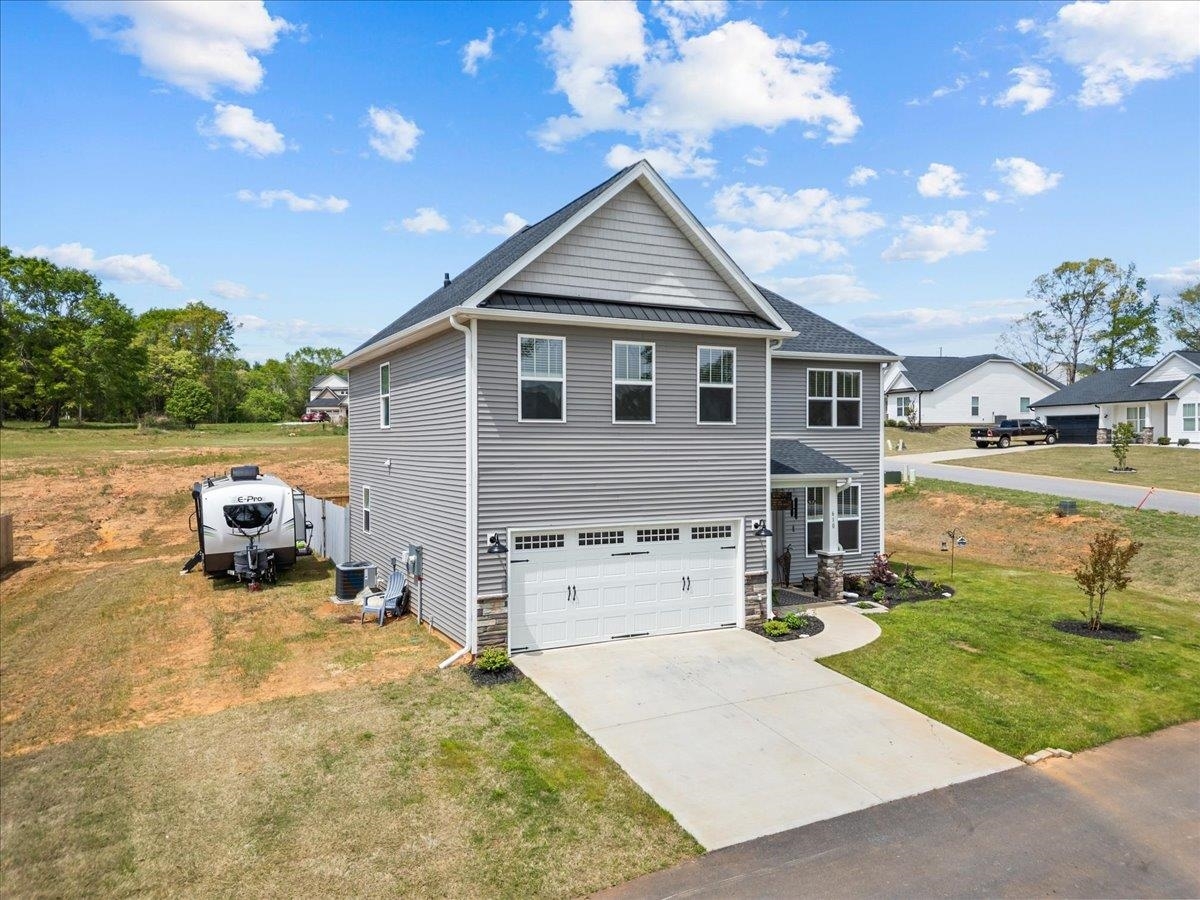 Property Photo: 610 Circinae Road SC 29330