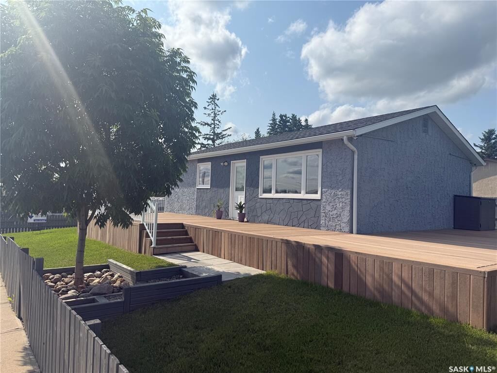 Property Photo: 1701 Trudeau Street SK S9A 3B7
