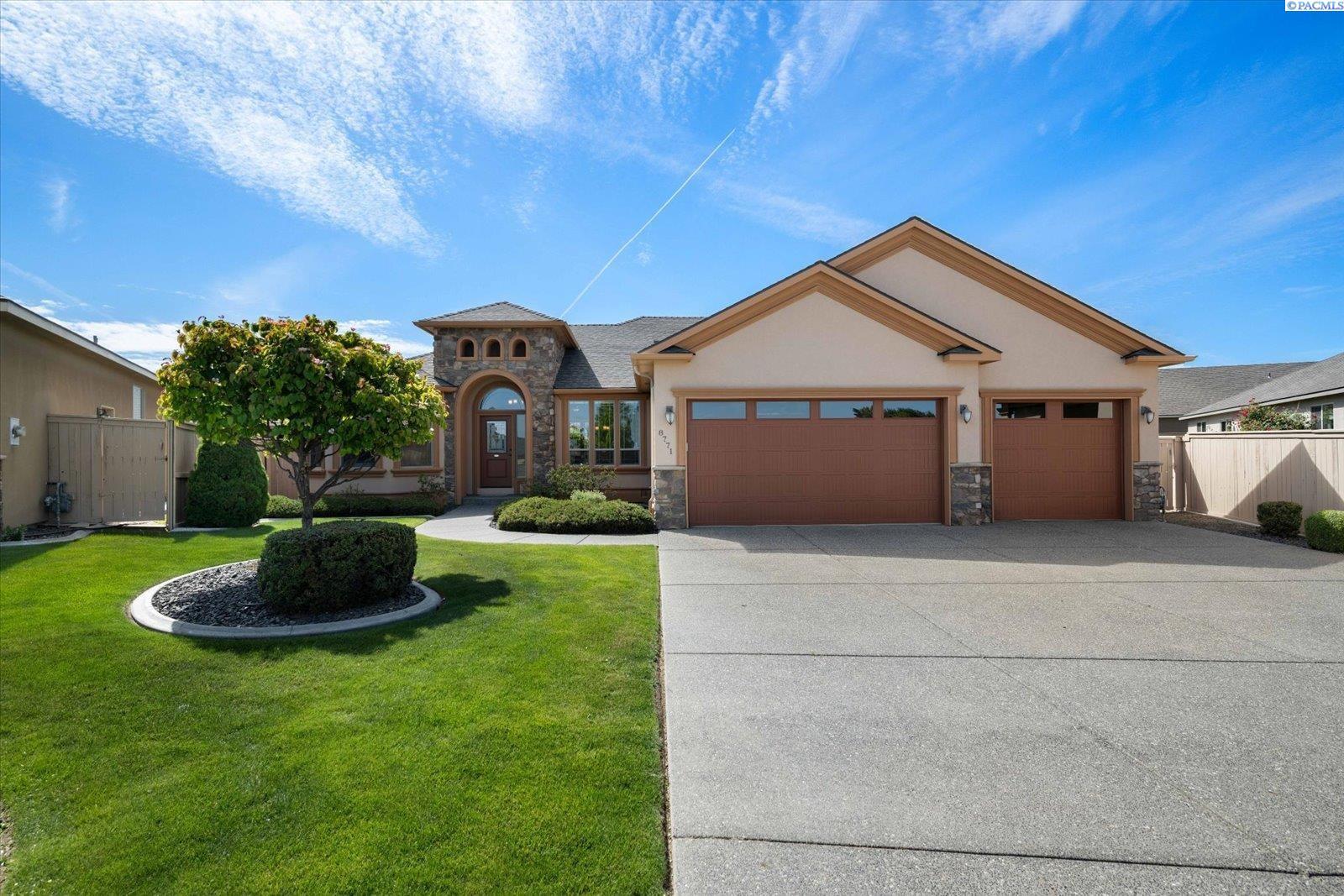 Property Photo: 8771 W Rio Grande Ct WA 99336