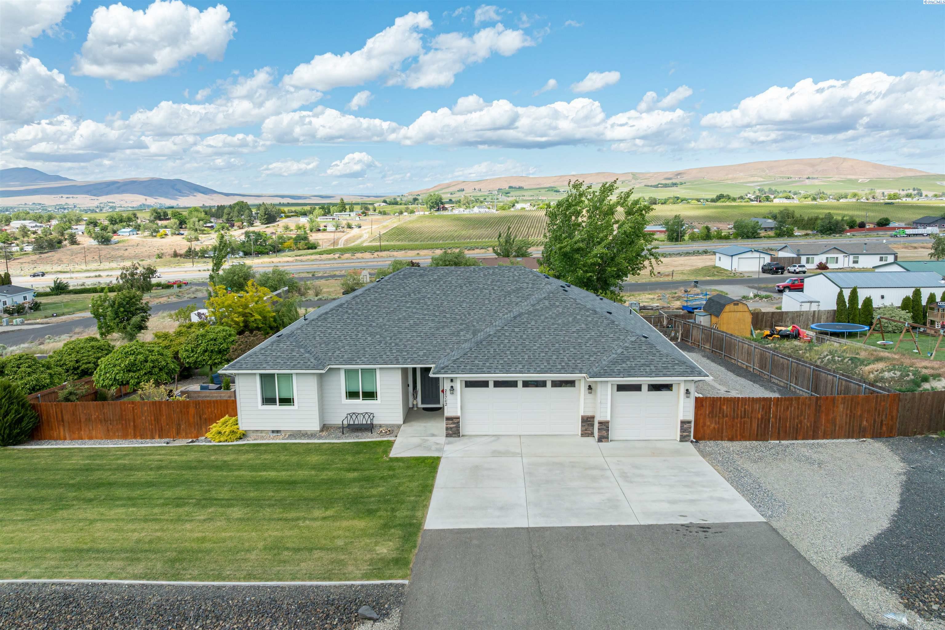 Property Photo: 20702 E Berry Drive WA 99320