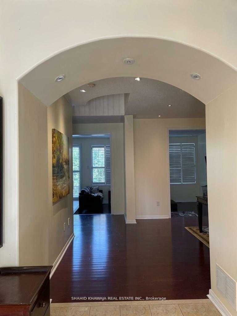 Property Photo: 3893 Deepwood Heights ON L5M 6M2