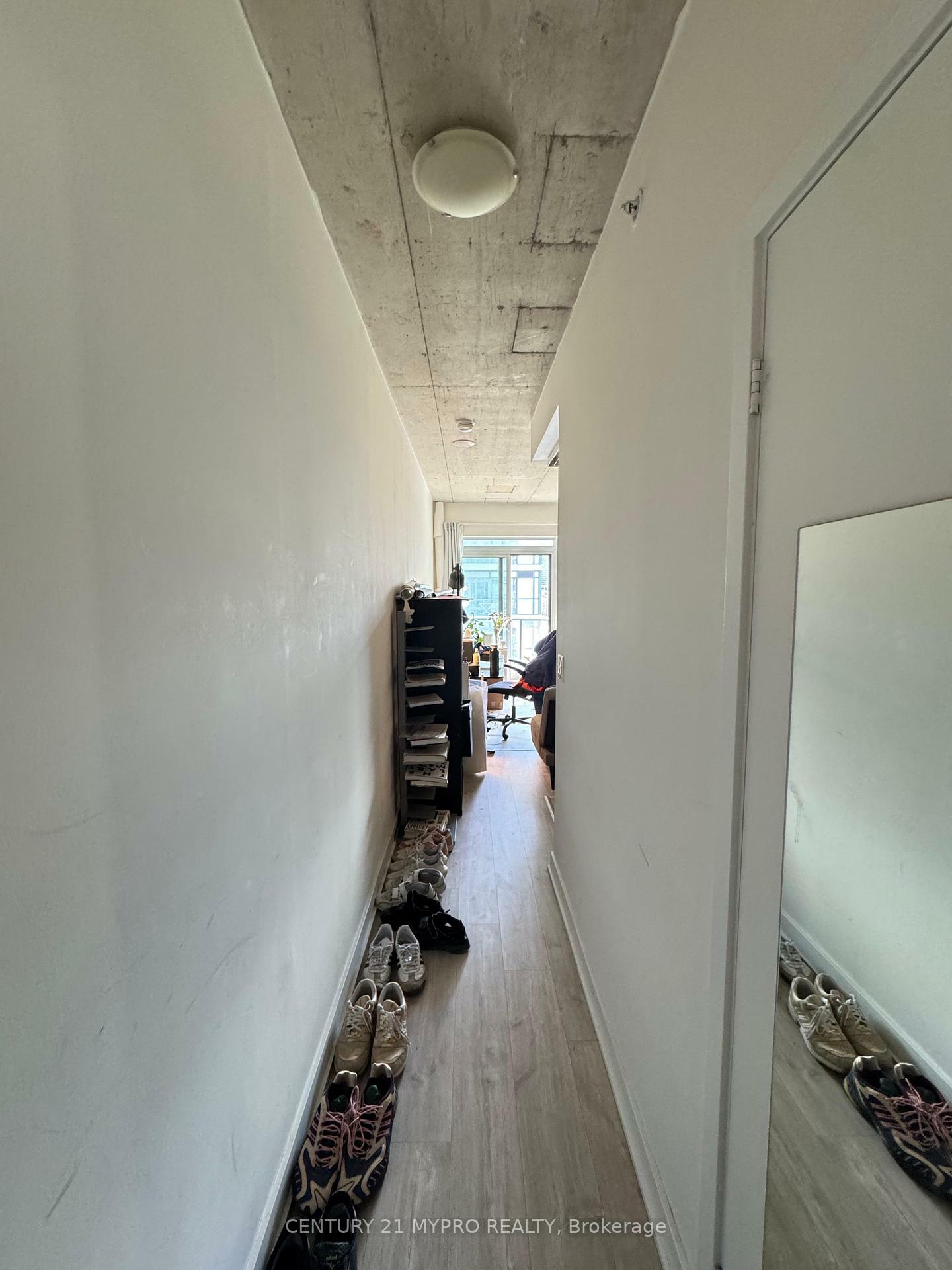 Property Photo: 210 Simcoe Street 1103 ON M5T 0A9