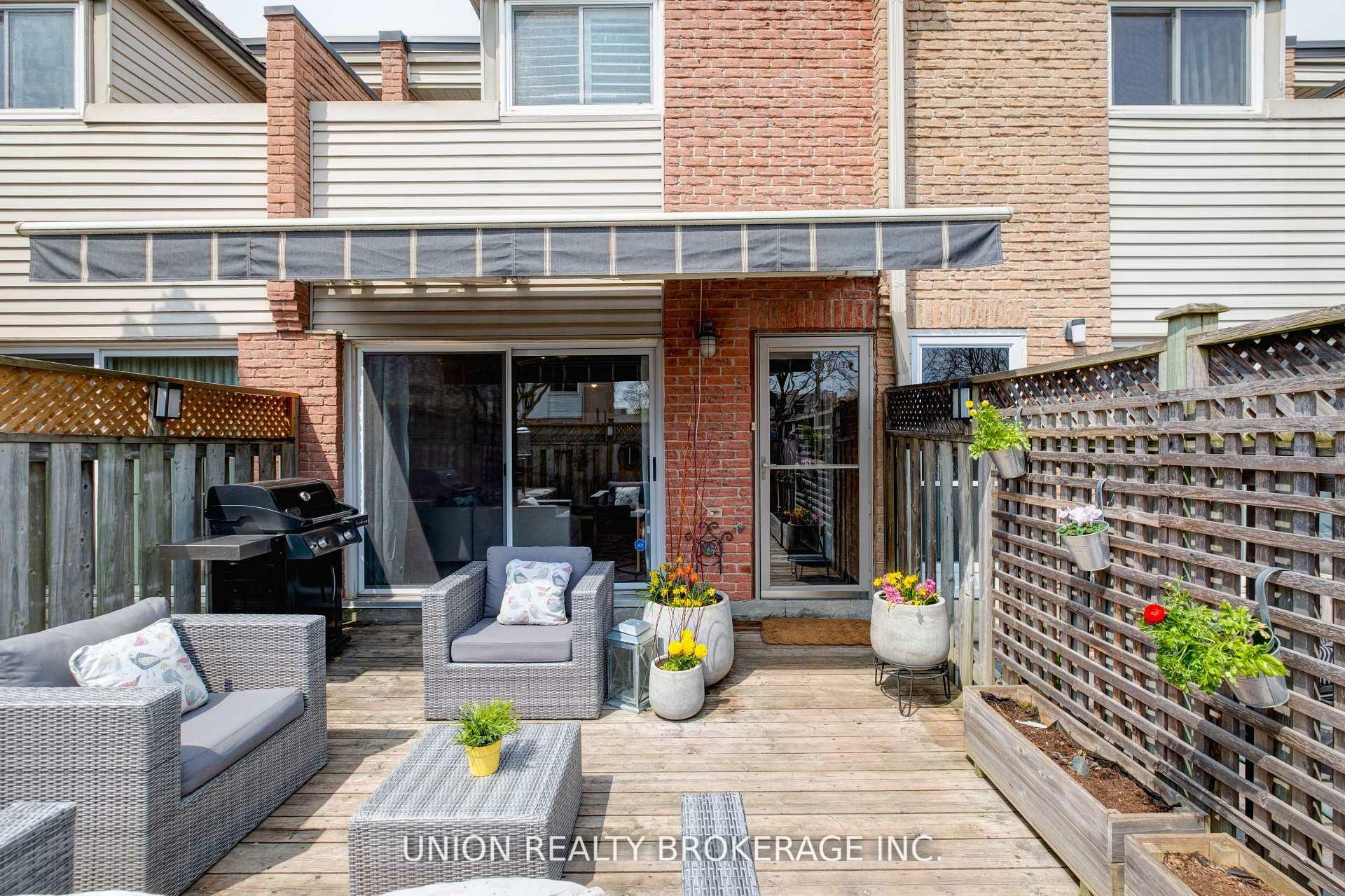 Property Photo: 50 Battenberg Avenue 4 ON M4L 1J8