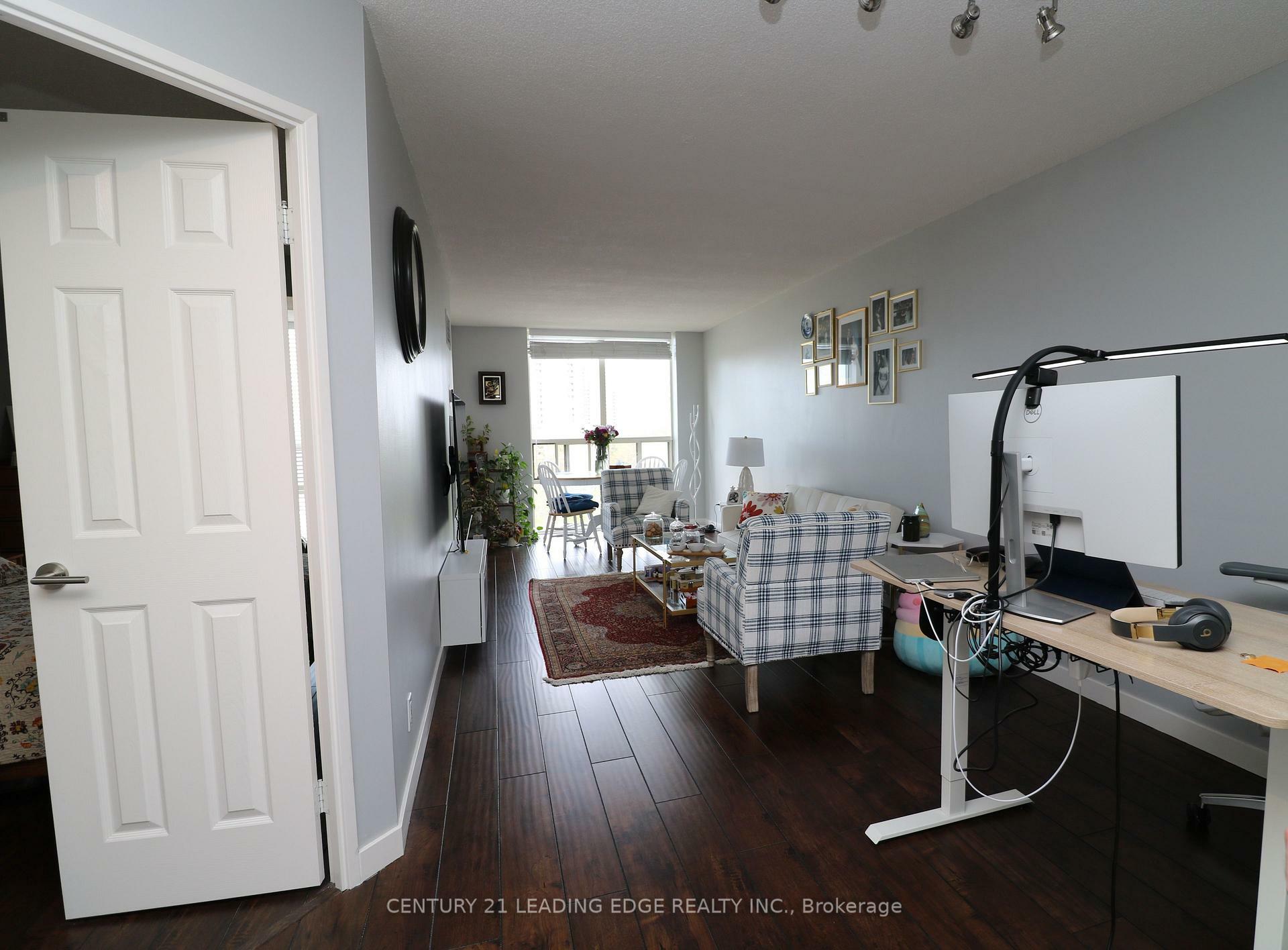 Property Photo: 195 Wynford Drive 1508 ON M3C 3P3