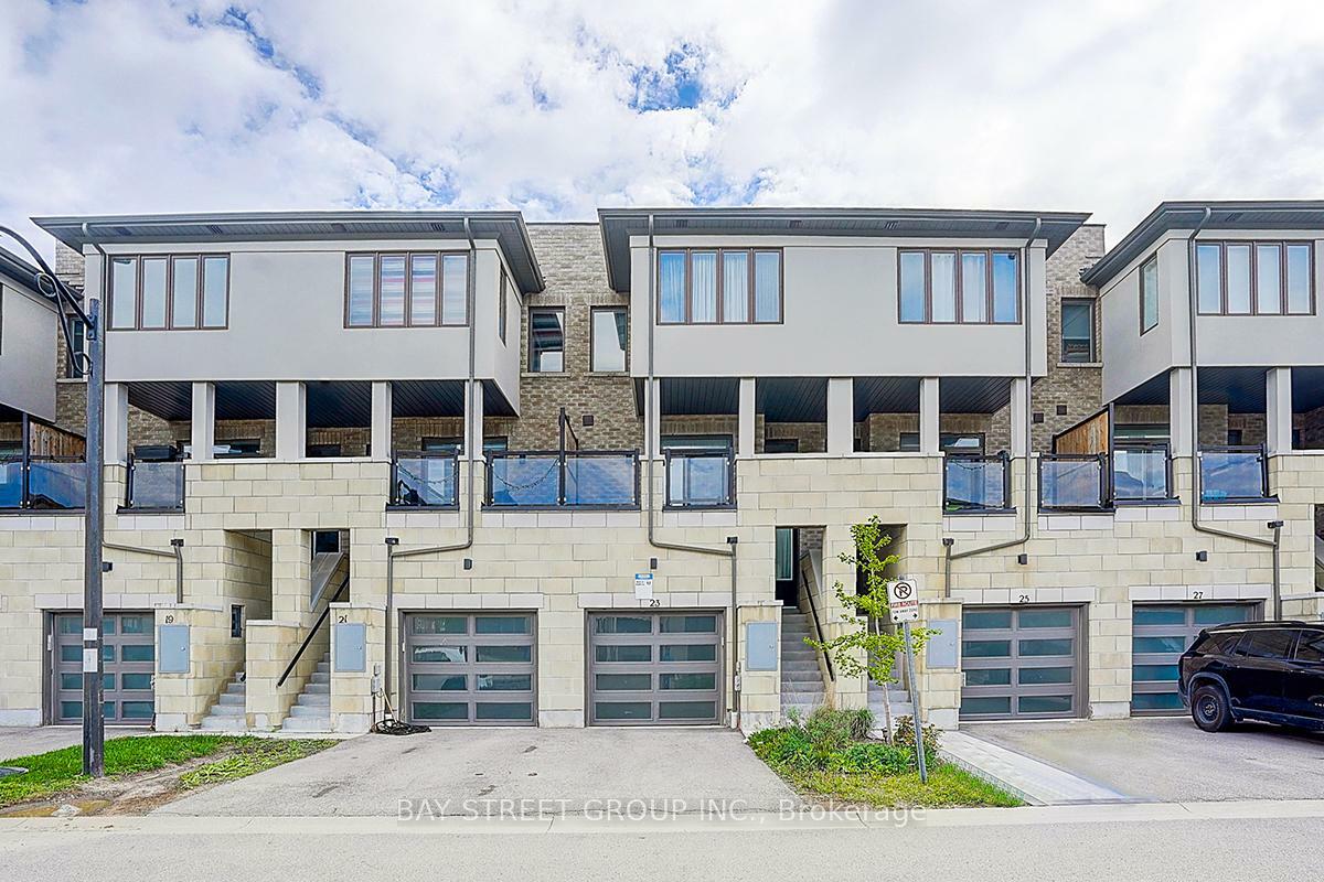 23 Donald Fleming Way  Whitby ON L1R 0N8 photo