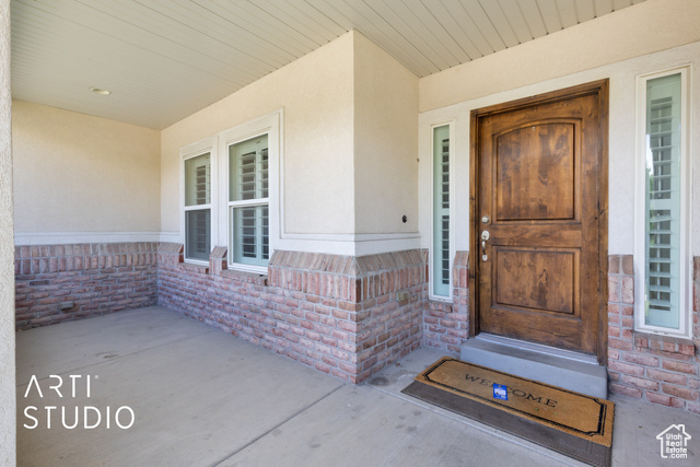 Property Photo: 2114 S 100 W UT 84058