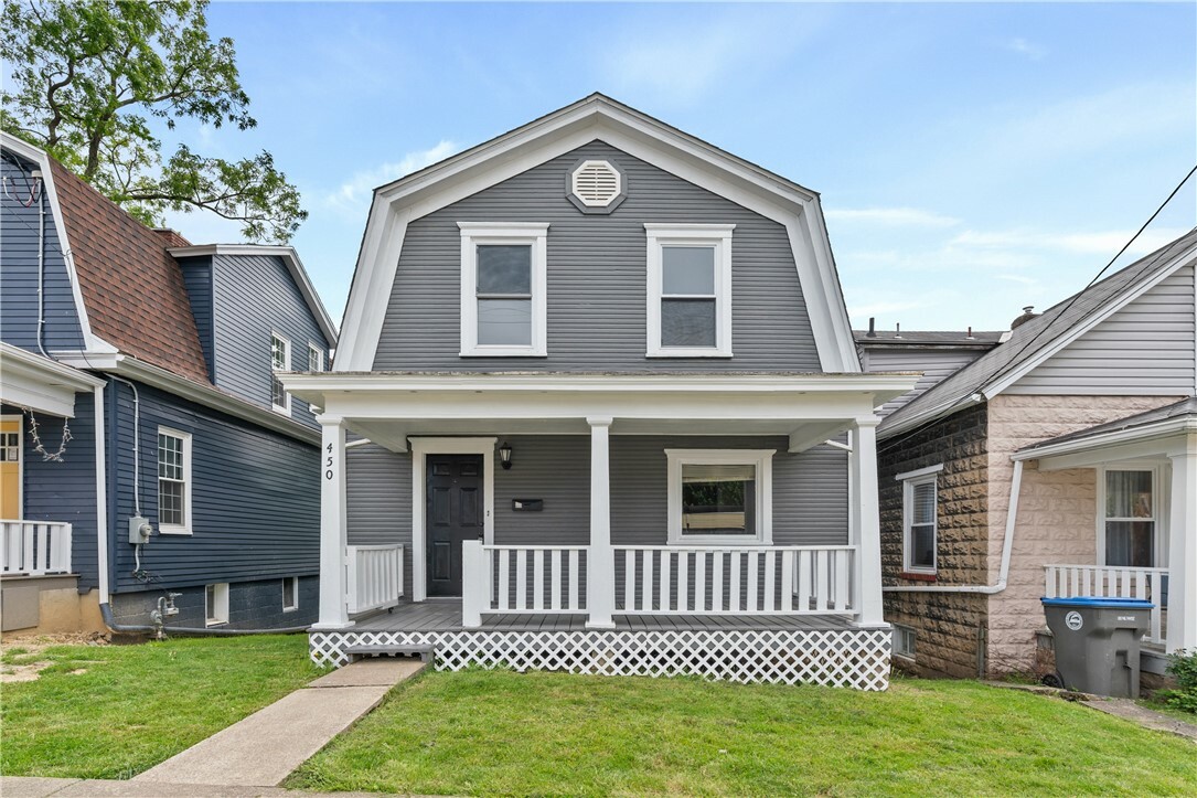 Property Photo: 450 School St PA 15147