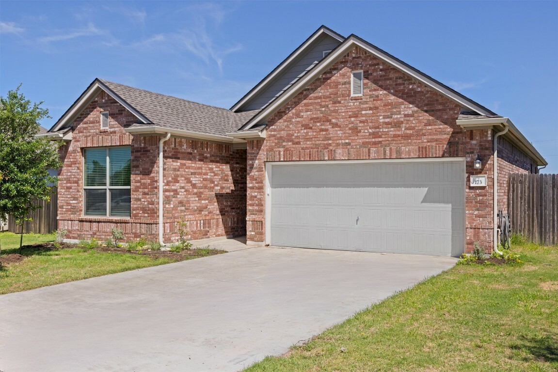 Property Photo: 173 Kulmbacher Drive TX 78728