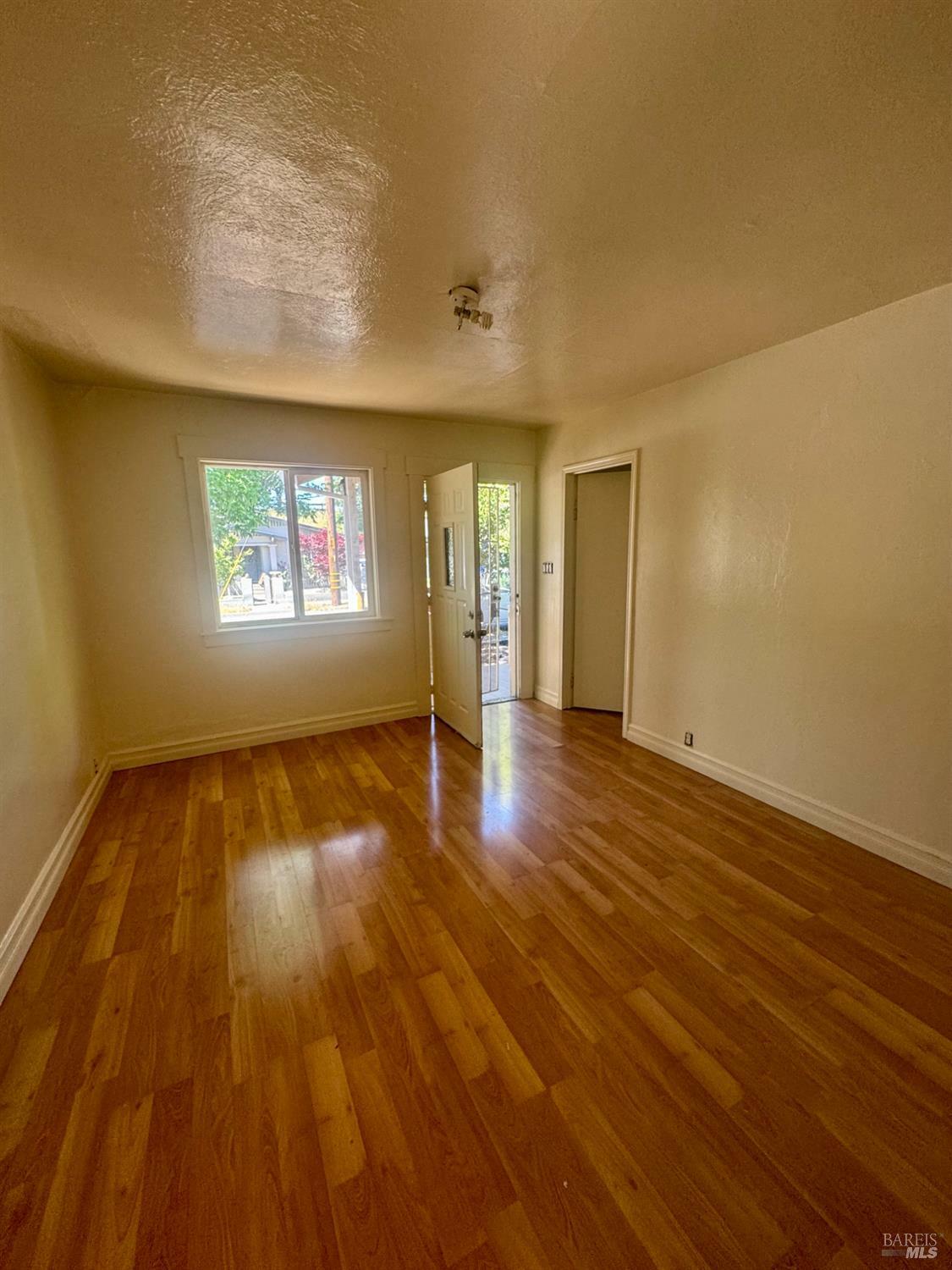 Property Photo: 514 Earle Street CA 95404