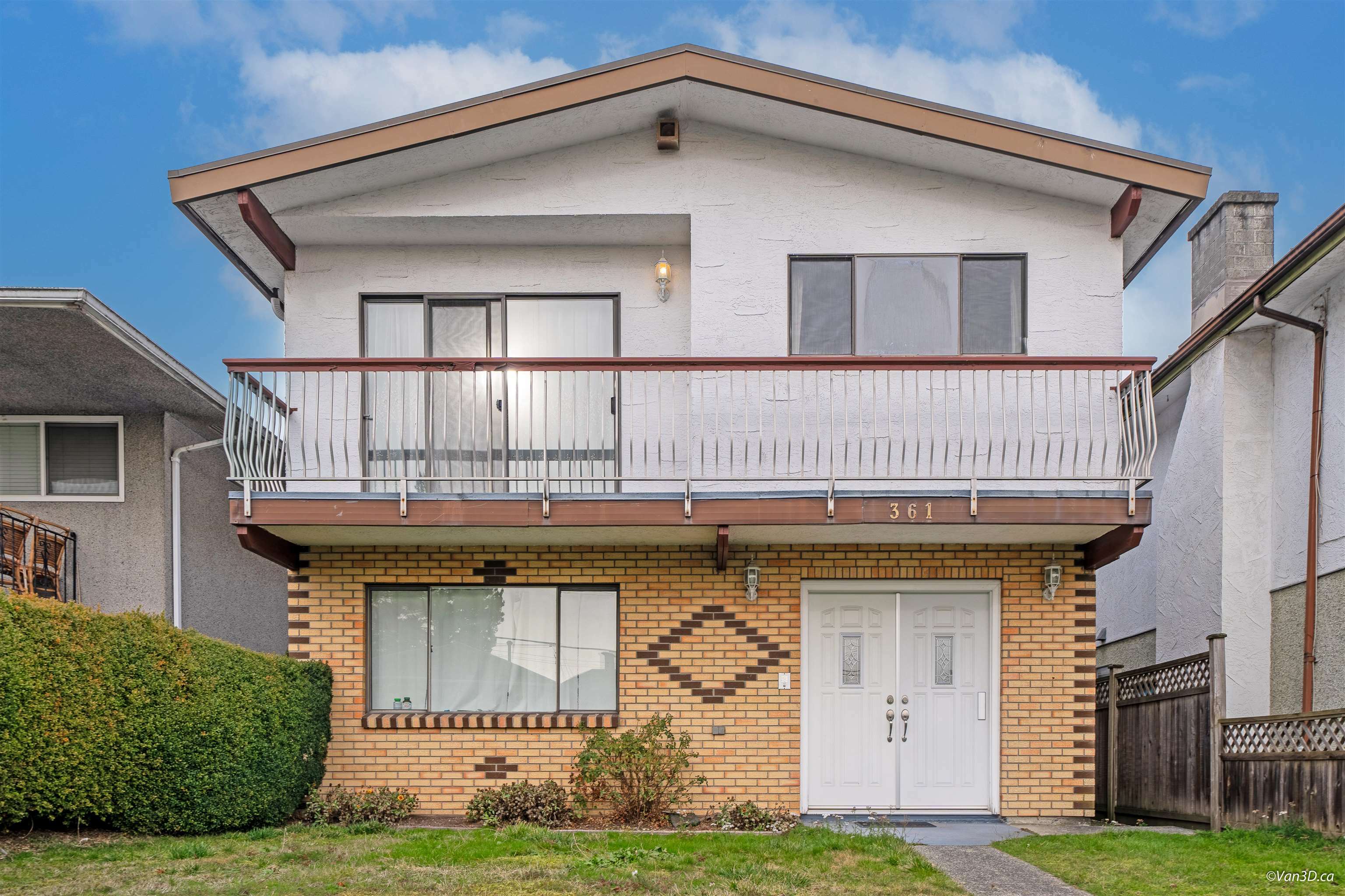 Property Photo: 361 E 61st Avenue BC V5X 2B5