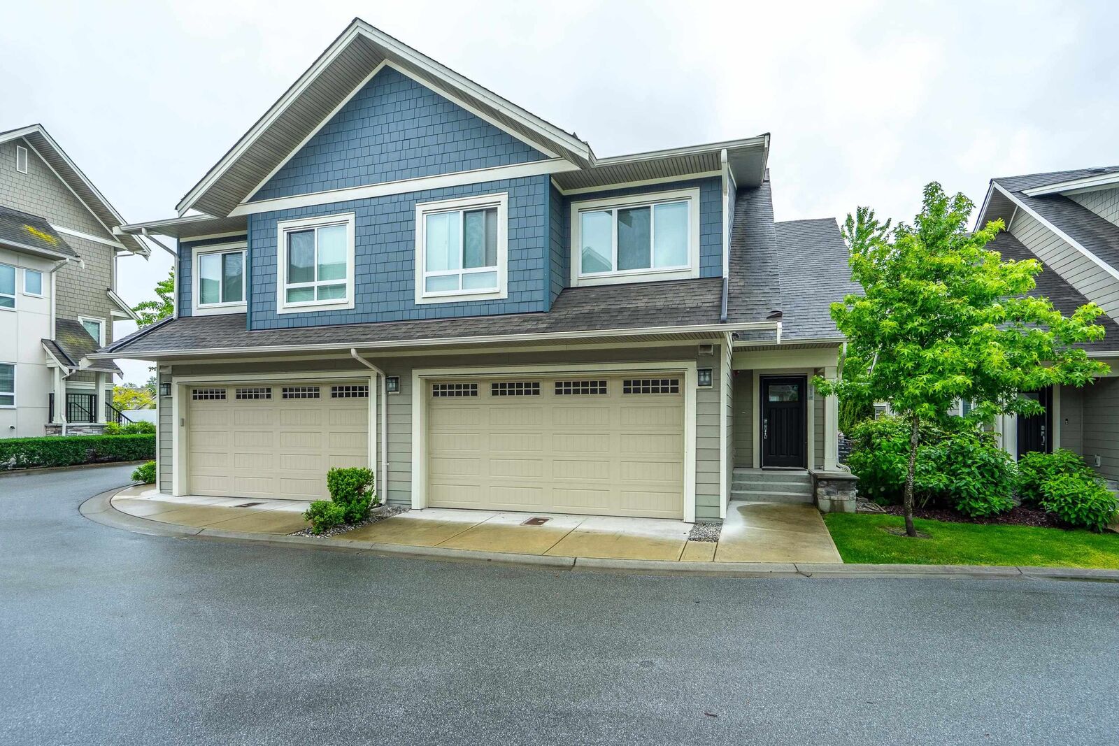 Property Photo: 1816 Osprey Drive 203 BC V4M 0B8