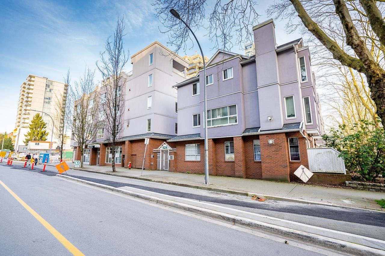 Property Photo: 624 Agnes Street 103 BC V3M 1G8