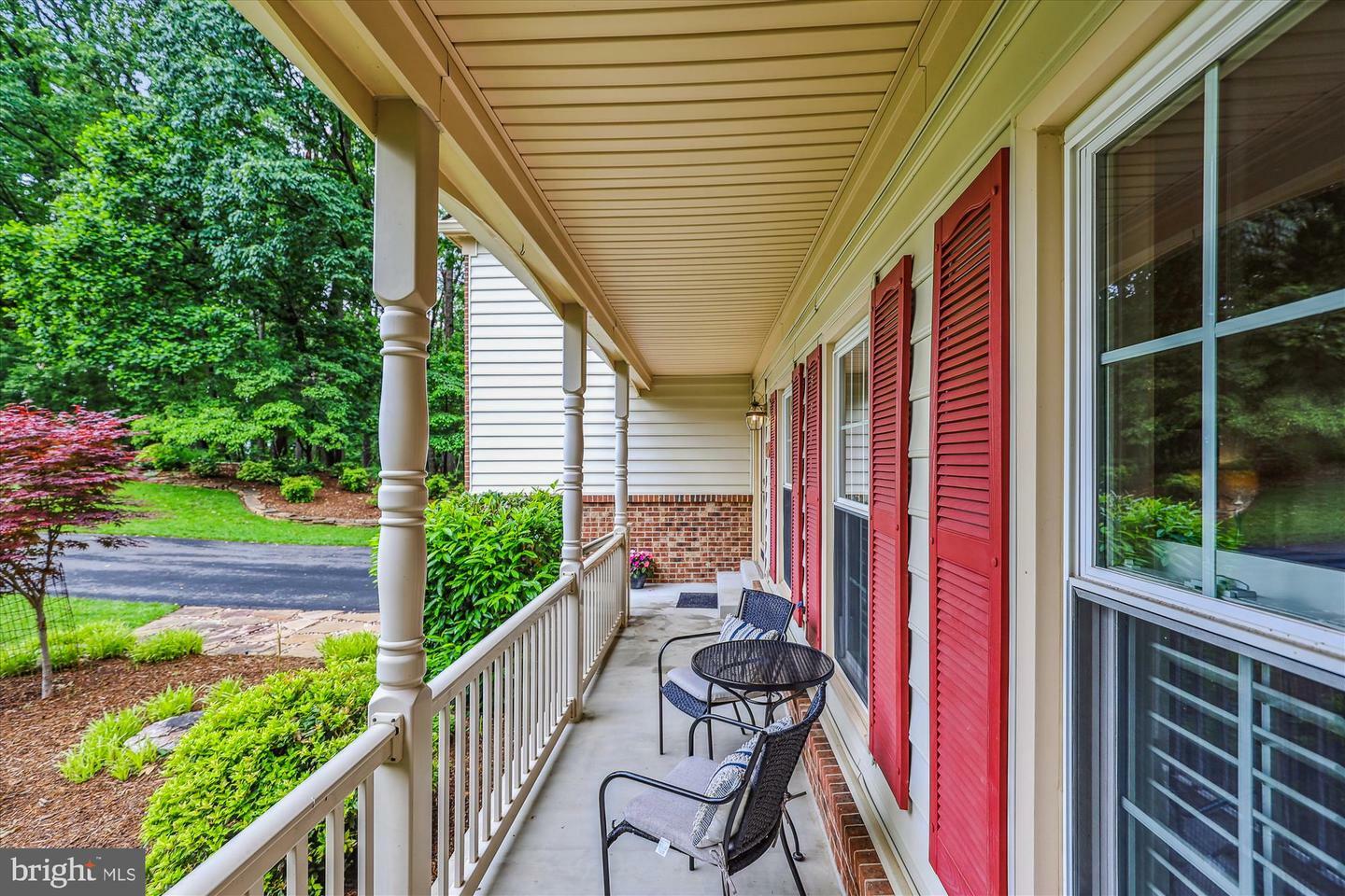 Property Photo: 2032 Franklin Cluster Court VA 22043