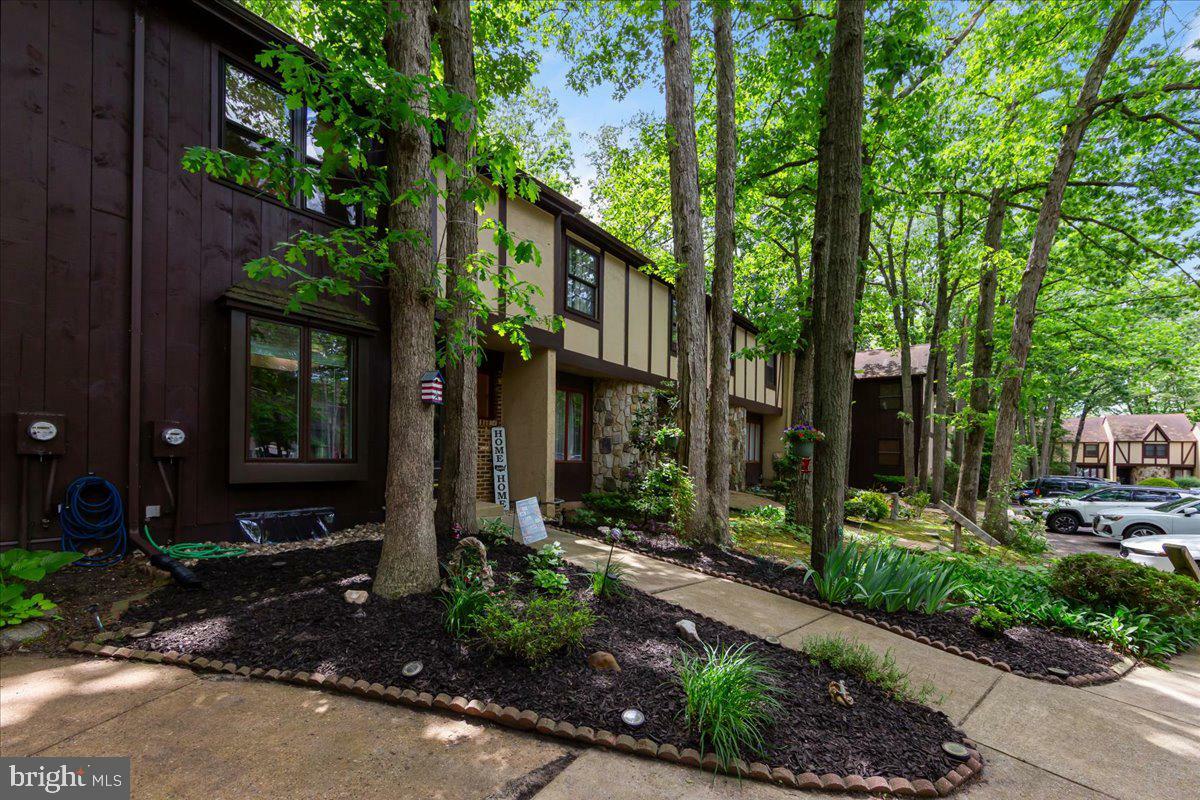 Property Photo: 915 Burberry Court NJ 08081