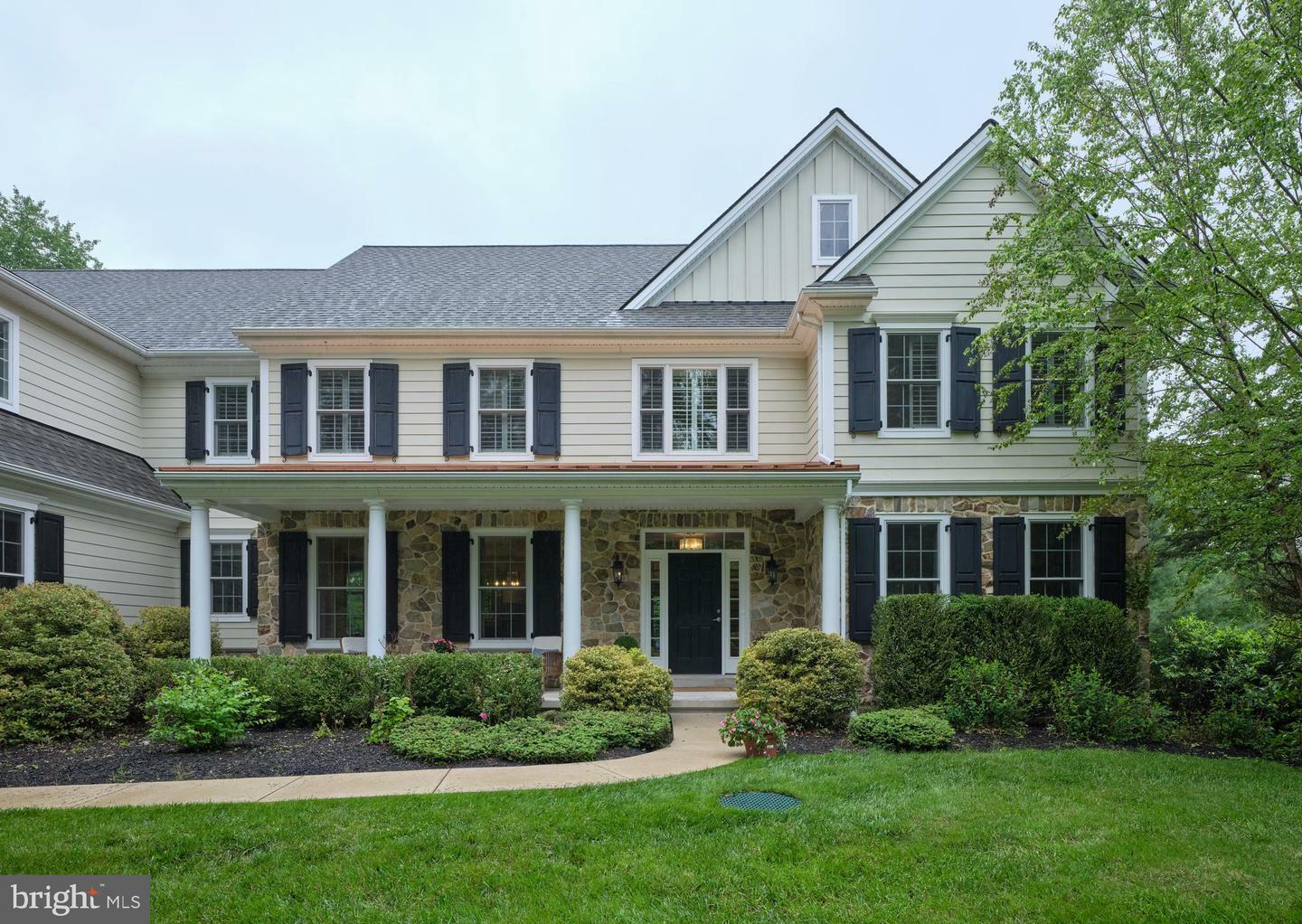 Property Photo:  529 Sugartown Road  PA 19312 