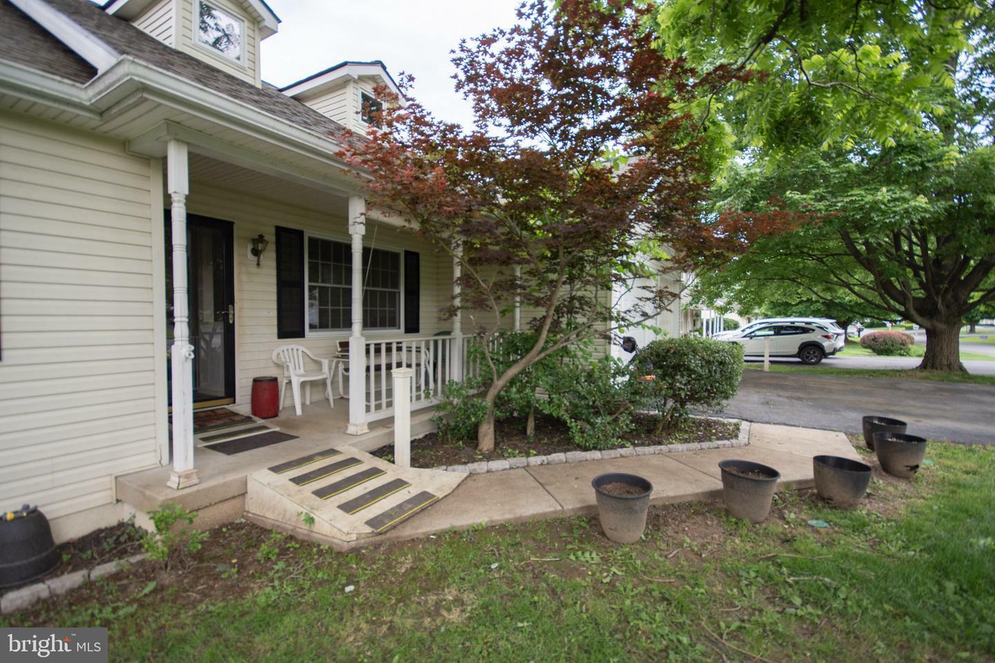 Property Photo: 101 Dartmouth Lane WV 25419