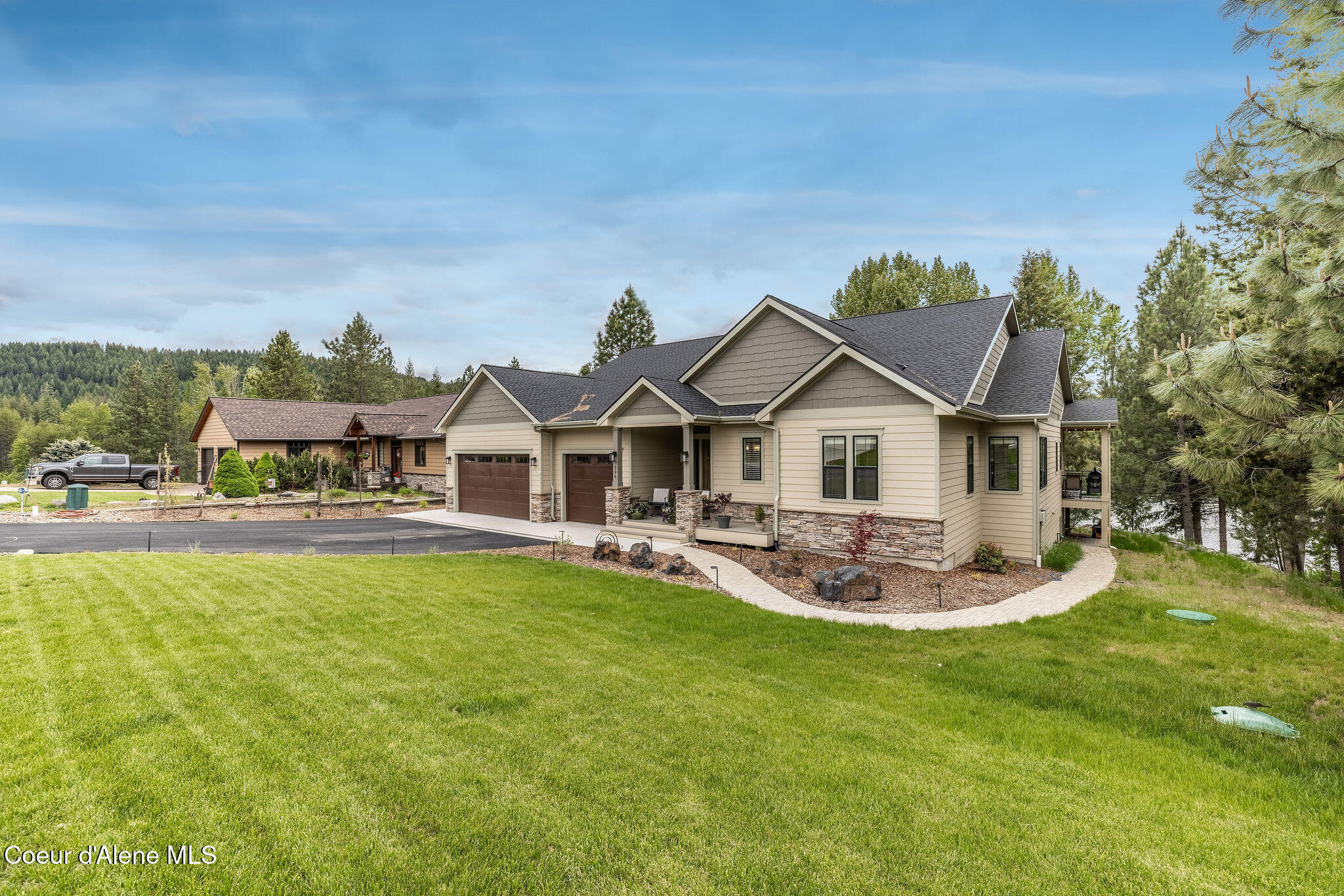 Property Photo: 396 Hanaford Rd ID 83804
