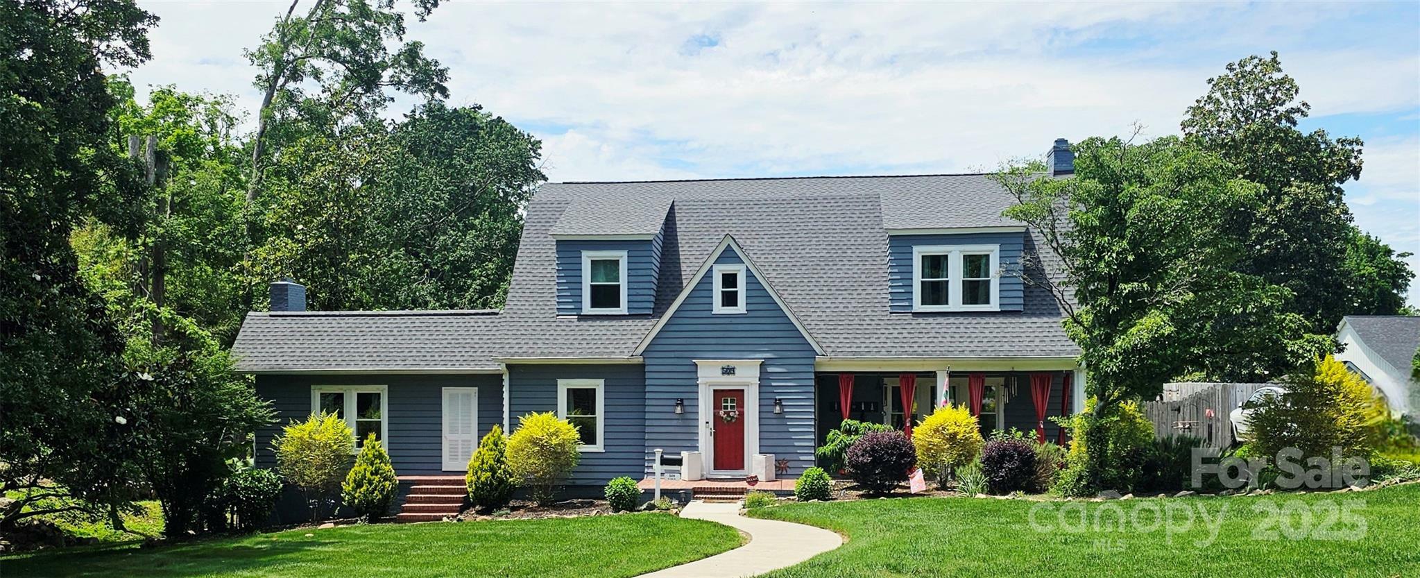 Property Photo: 509 N Oak Street NC 28092