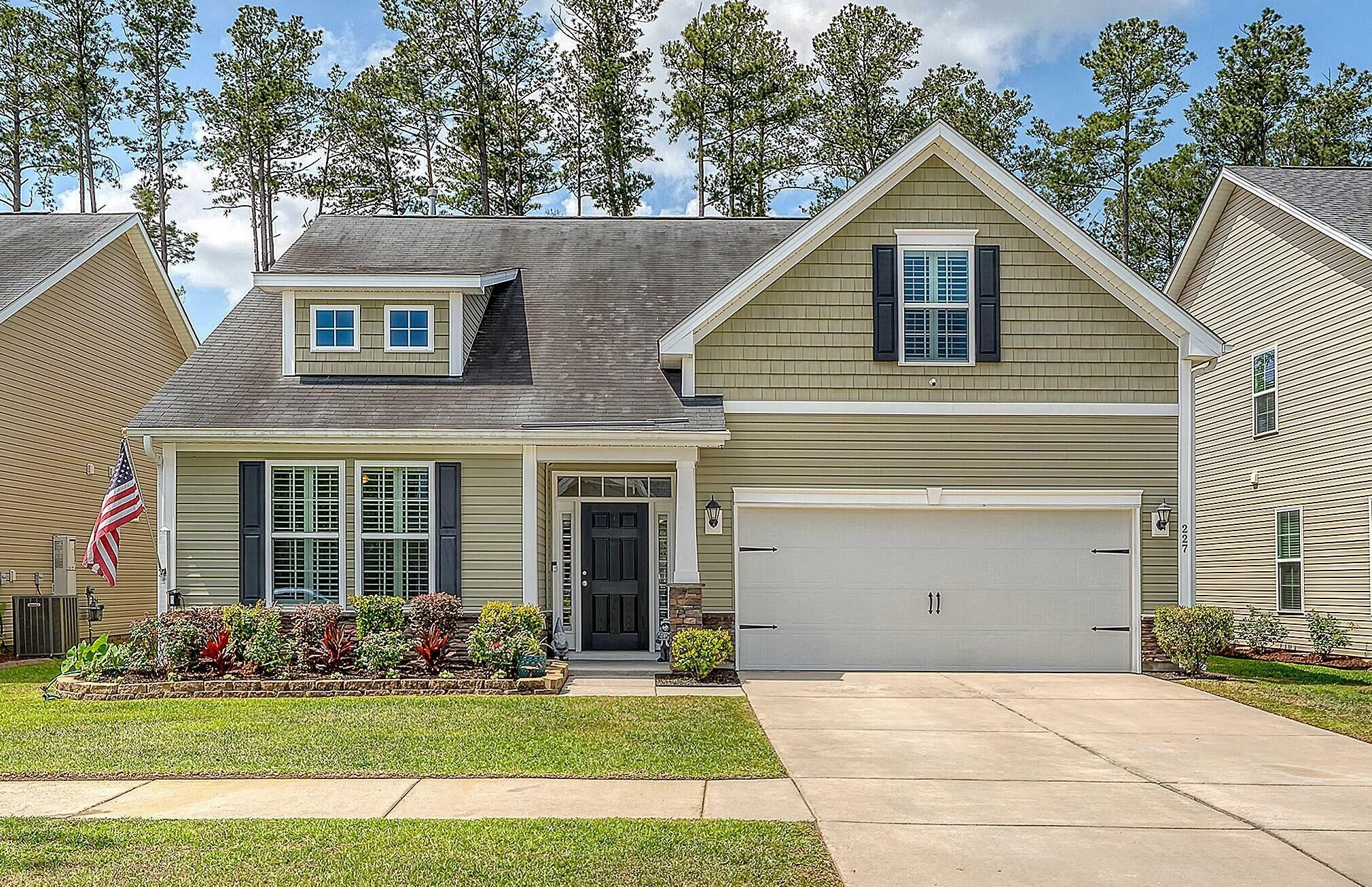 Property Photo: 227 Spectrum Road SC 29486