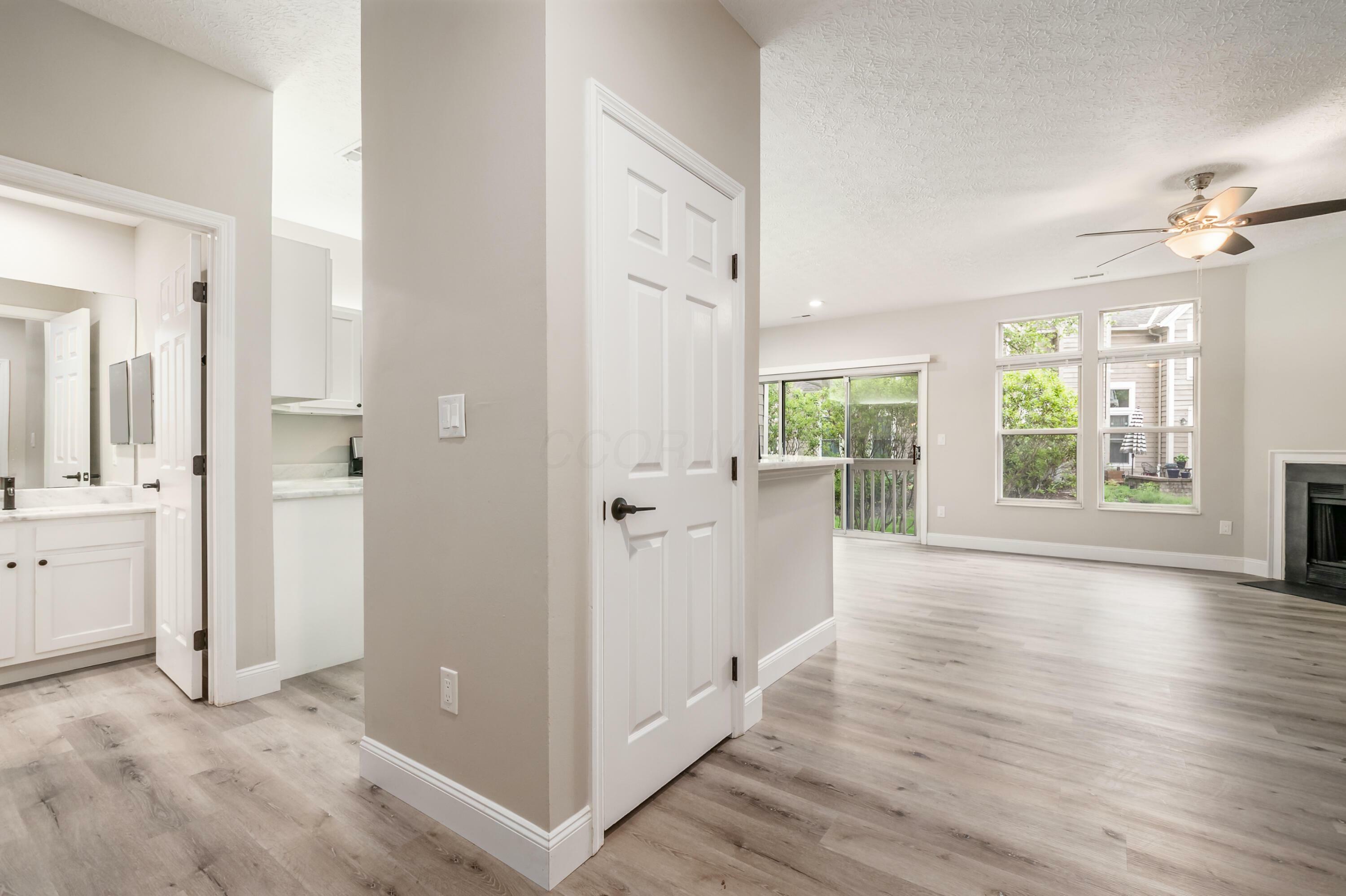 Property Photo: 3469 Fishinger Mill Drive OH 43221