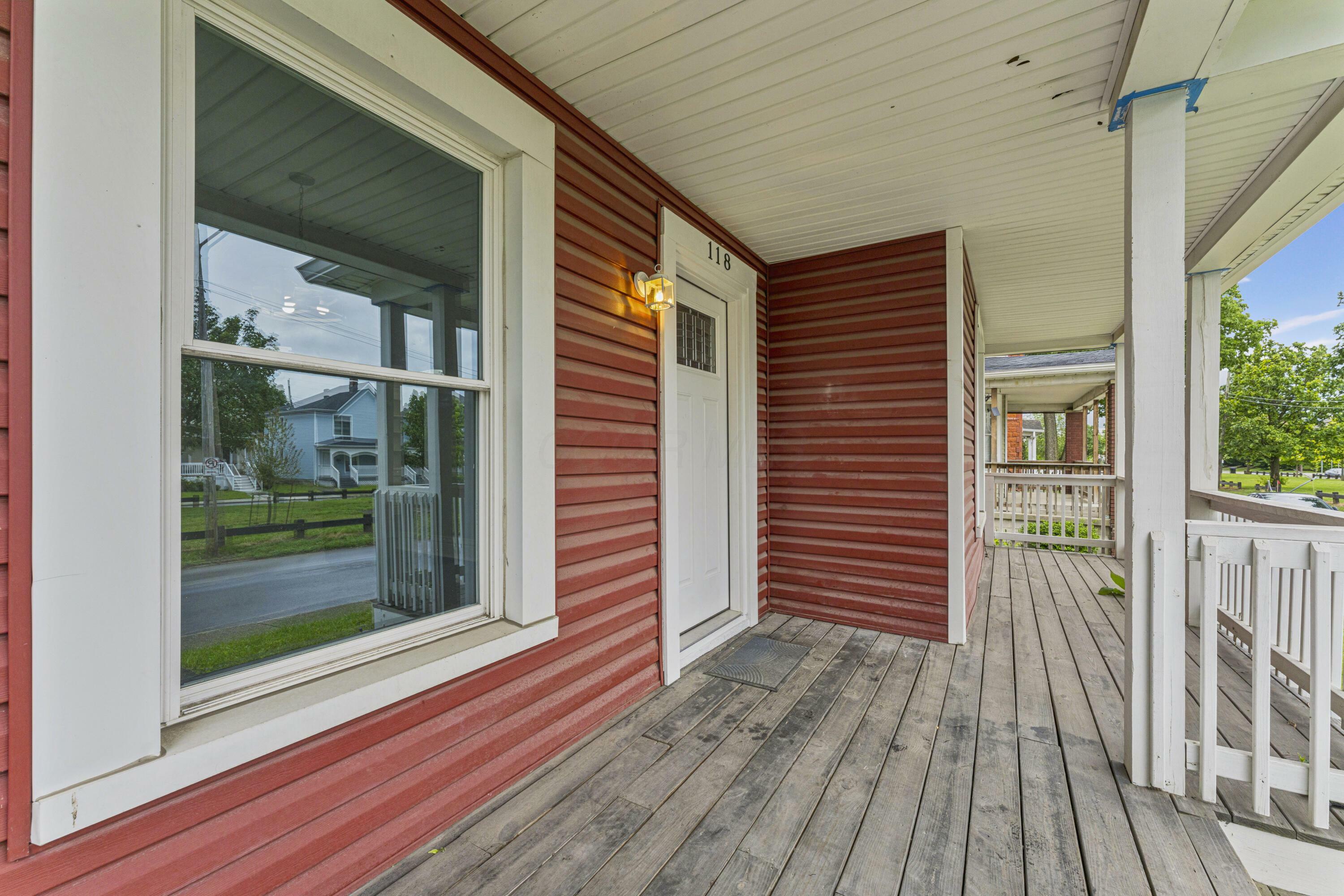Property Photo:  118 Dakota Avenue  OH 43222 