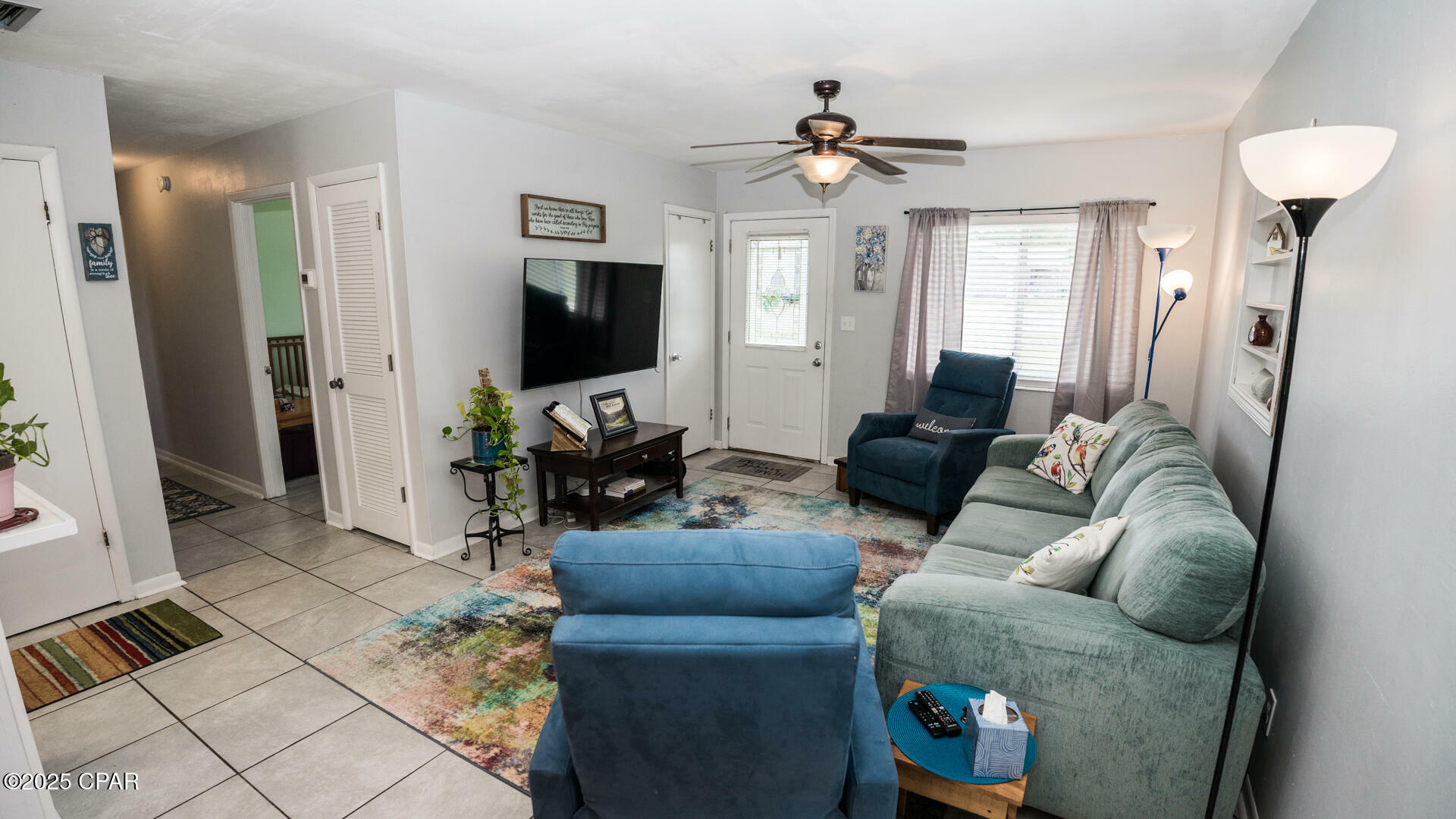 Property Photo: 2808 Garrison Avenue FL 32456