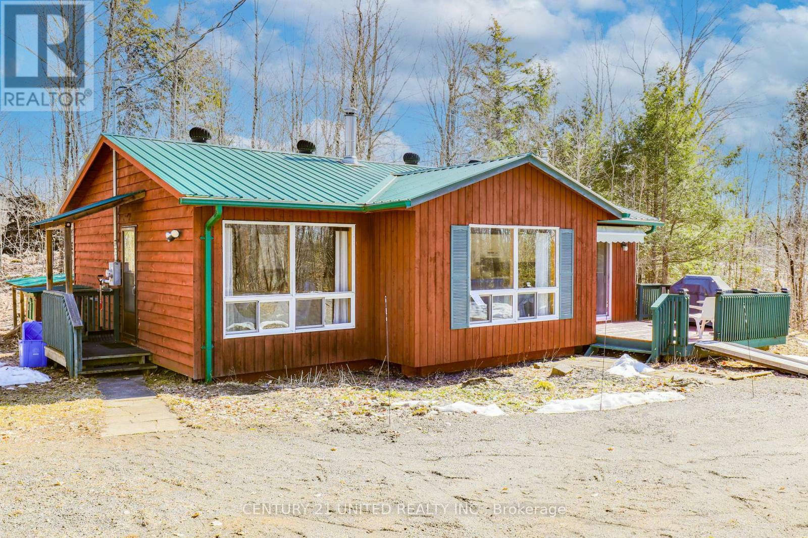 Property Photo:  29 Clear Lake Court  ON K0L 1W0 