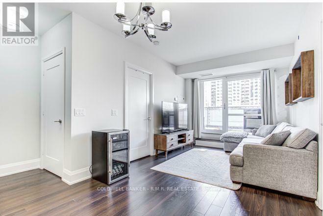 Property Photo: 120 Harrison Garden Boulevard 315 ON M2N 0H1