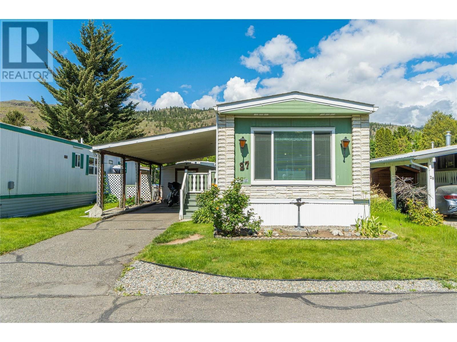 Property Photo: 2400 Oakdale Way 27 BC V2B 6W7