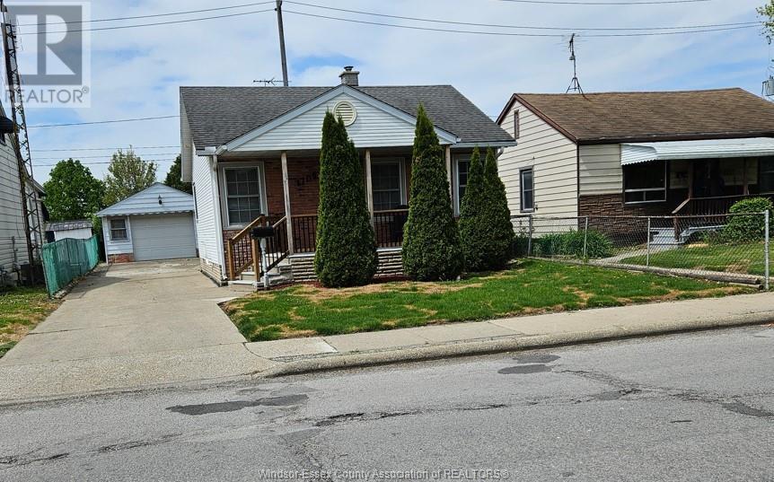 Property Photo: 1709 Central ON N8Y 3W3