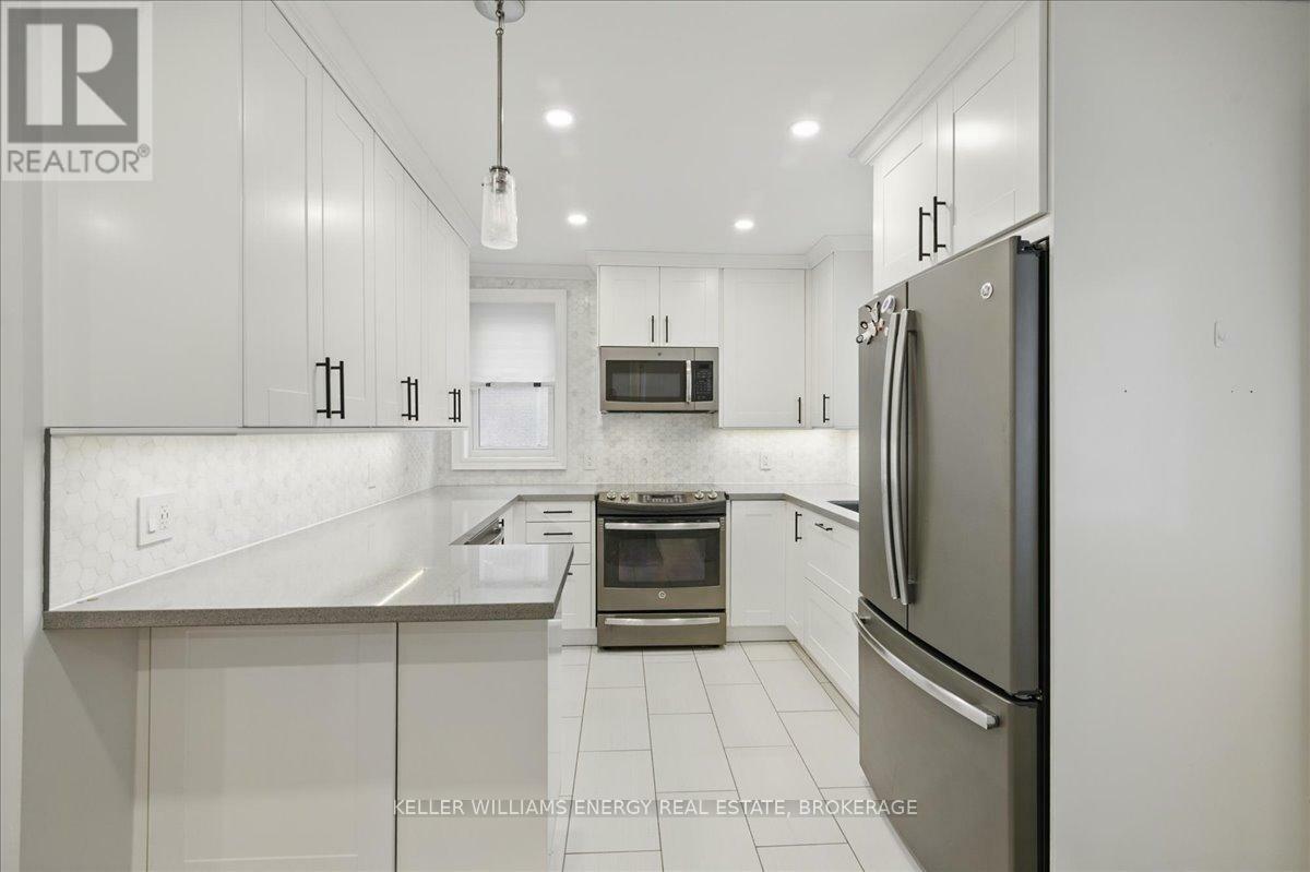 Property Photo: 115 Annes Street Main ON L1N 5K2