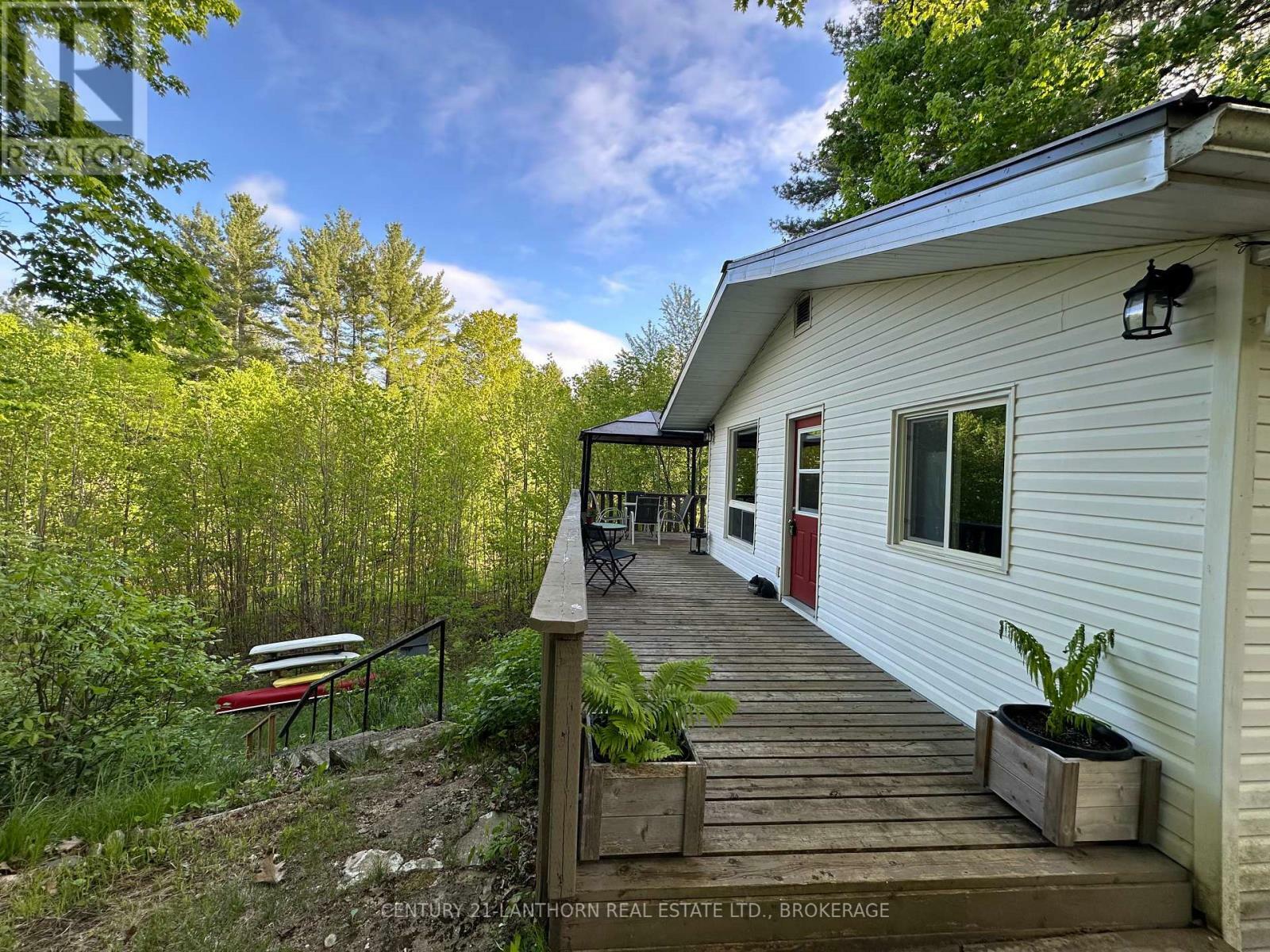 Photo de la propriété: 1024 Harrington Lane ON K0H 1B0