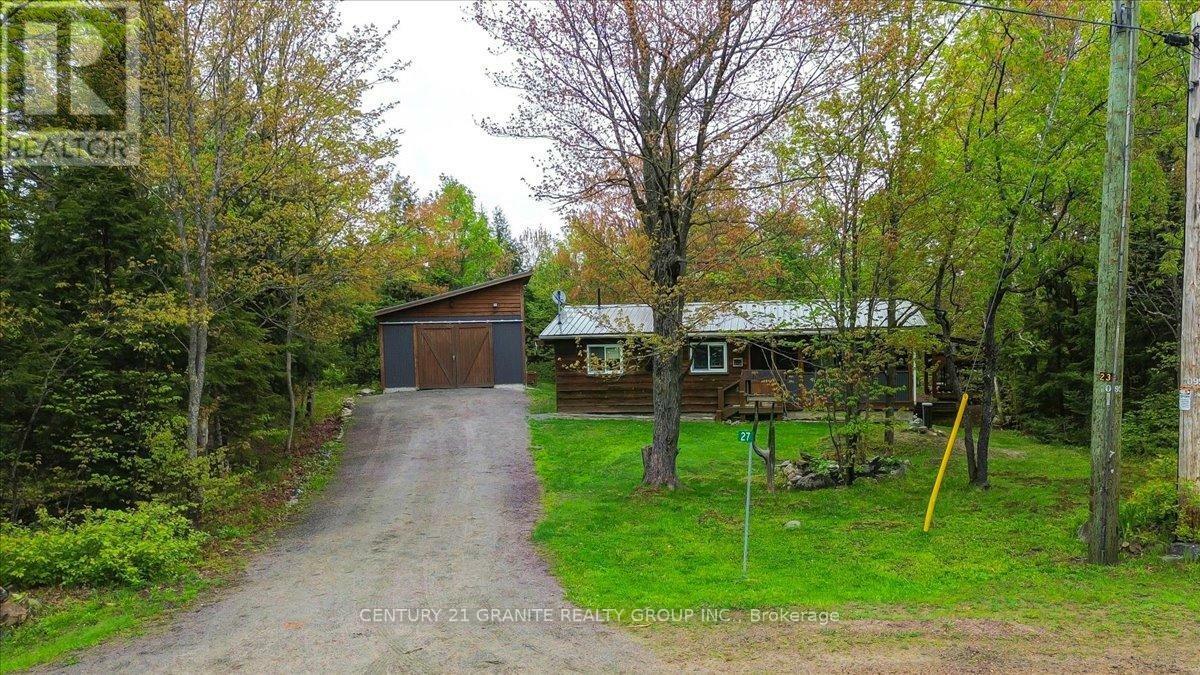 Property Photo:  27 Birch Crescent  ON K0J 2M0 