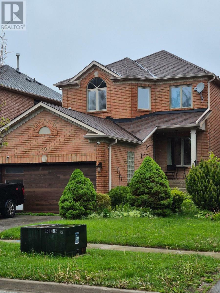 Property Photo: 10 Buckhorn Avenue ON L5C 0E3
