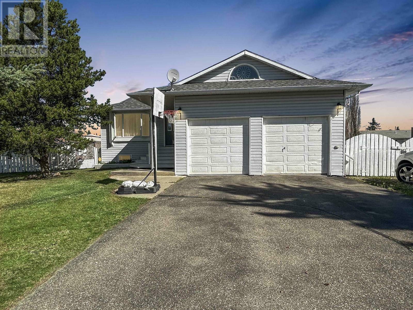 9024 114 Avenue  Fort St. John BC V1J 5J1 photo