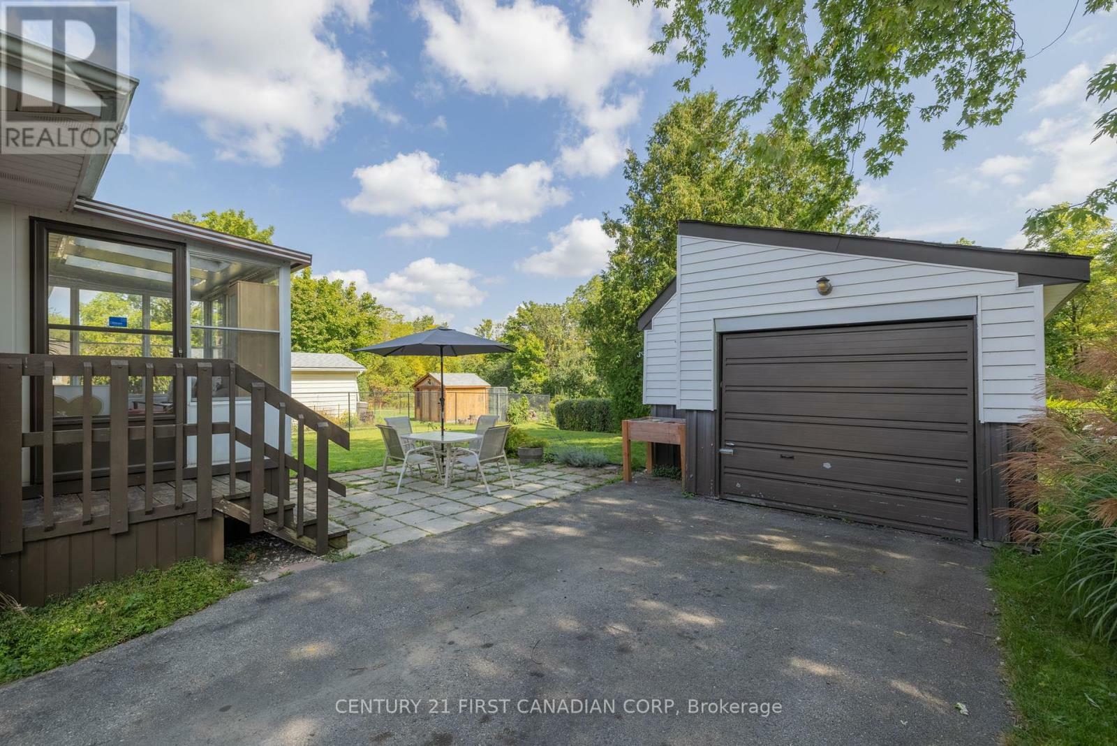 Photo de la propriété: 460 Beachwood Avenue ON N6J 3K1