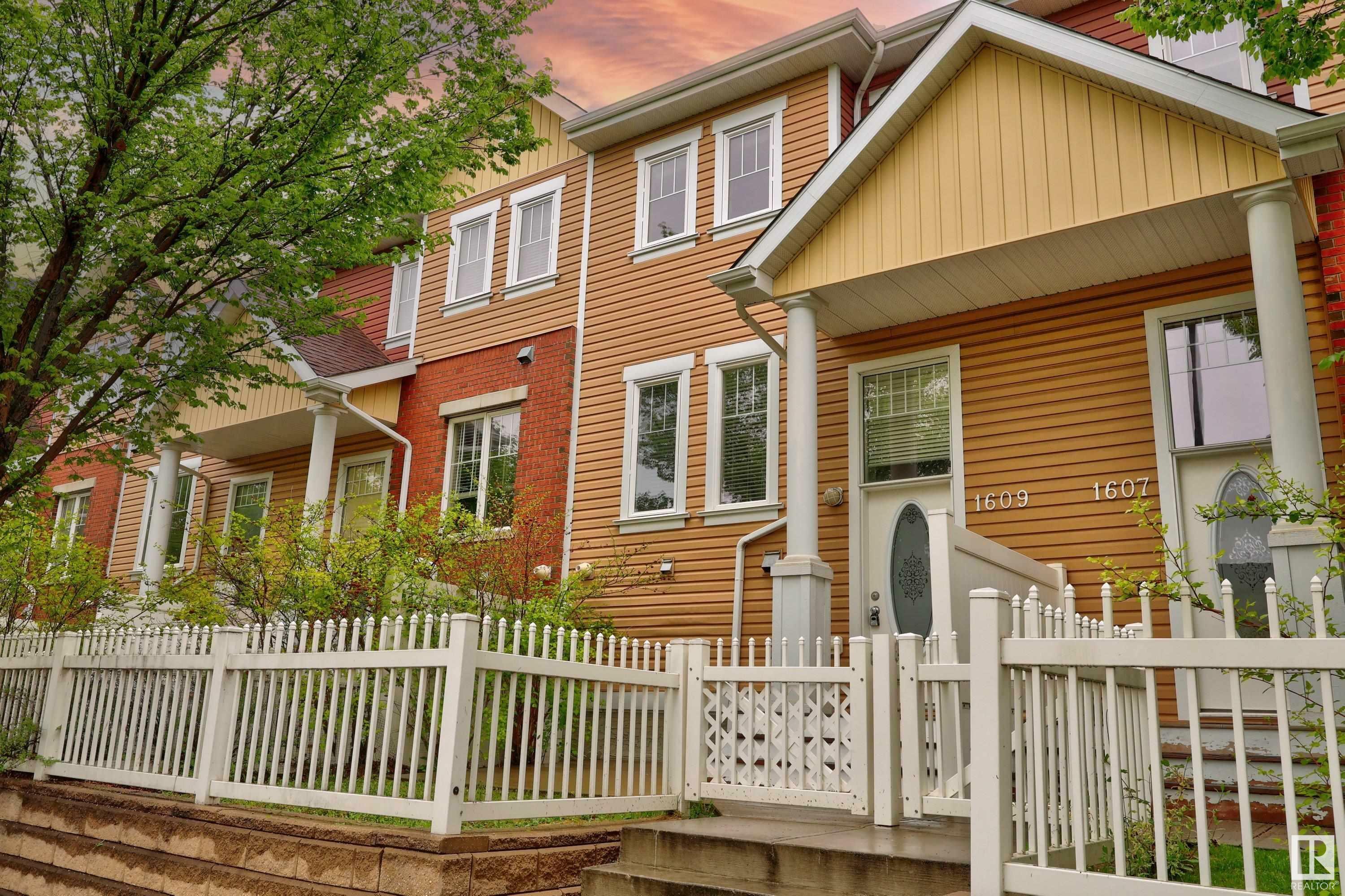 Property Photo: 1609 Towne Centre Boulevard NW AB T6R 0S3
