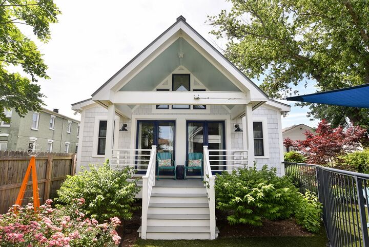 Property Photo:  420 Randolph Ave  VA 23310 