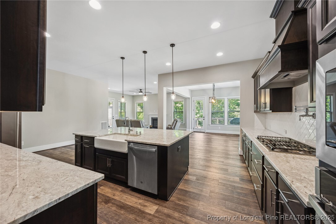 Property Photo: 405 Gilpin Way NC 27519