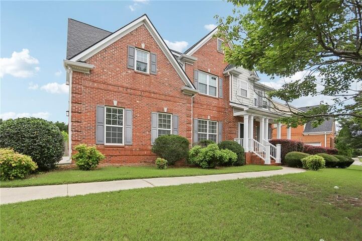 Property Photo:  112 Tara Boulevard  GA 30052 