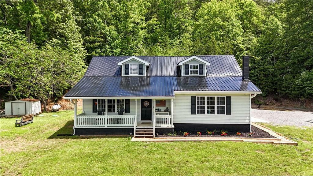 Property Photo: 687 W Price Creek Road GA 30175