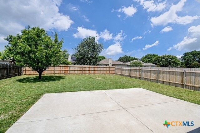 Property Photo:  1614 Twisted Oak Drive  TX 76502 