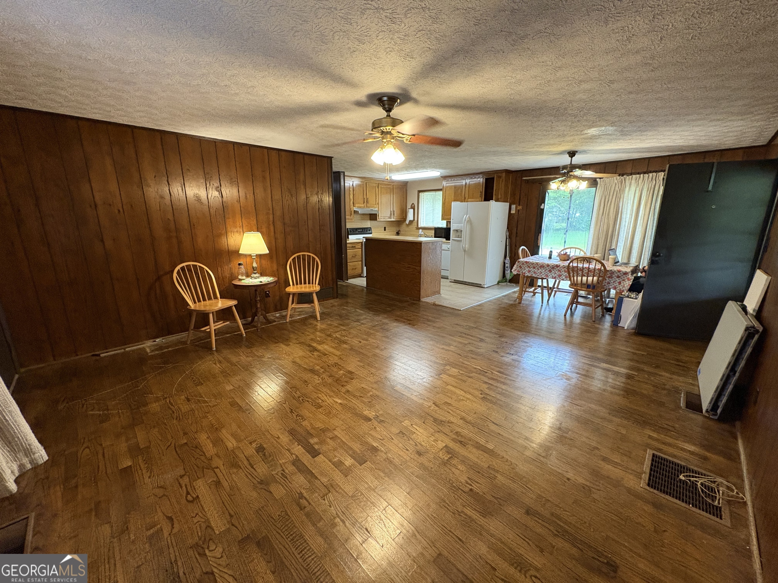 Property Photo: 103 Dogwood Drive GA 30120