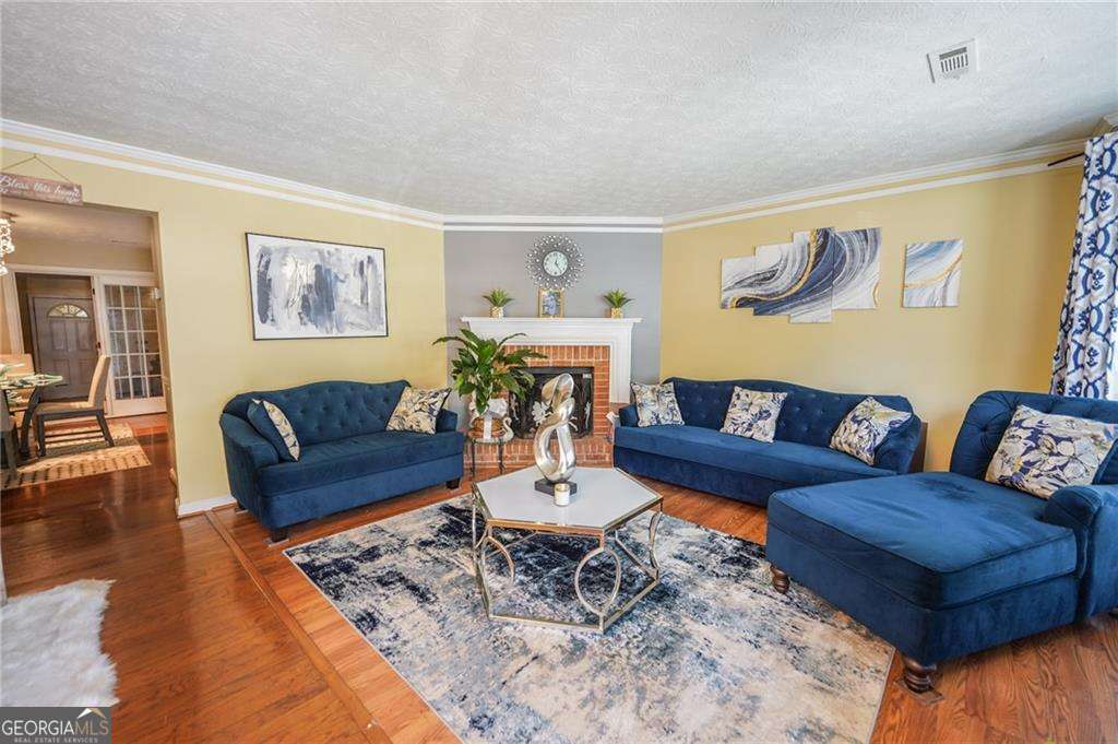 Property Photo: 5607 Stonington Trace Parkway GA 30087